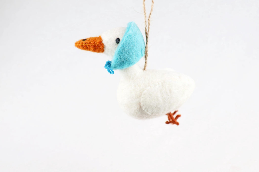 Anhänger Gans I Weihnachtsdeko I Osterschmuck I Osterdeko I Osterstrauß I Filzdeko Ostern I Frühling I Entendeko I Kopftuch