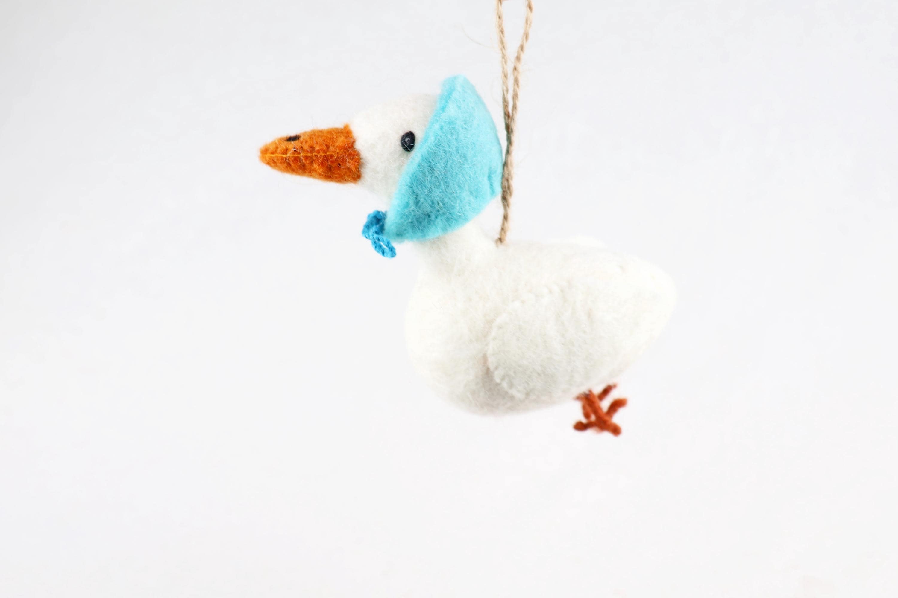 Anhänger Gans I Weihnachtsdeko I Osterschmuck I Osterdeko I Osterstrauß I Filzdeko Ostern I Frühling I Entendeko I Kopftuch