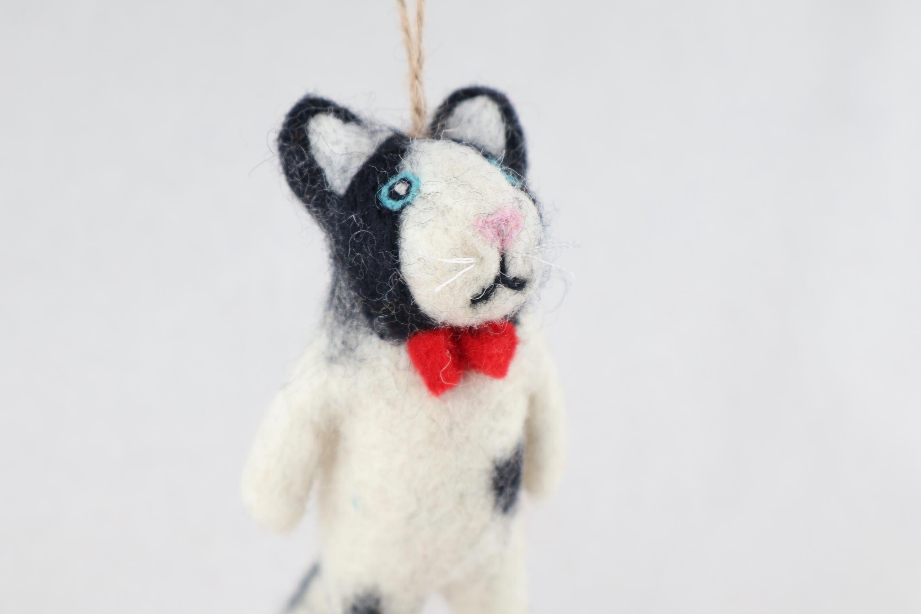 Weihnachtsanhänger Katze mit Fliege I Christbaumschmuck Weihnachtsdeko I Winter Weihnachtsbaum I Weihnachtskatze