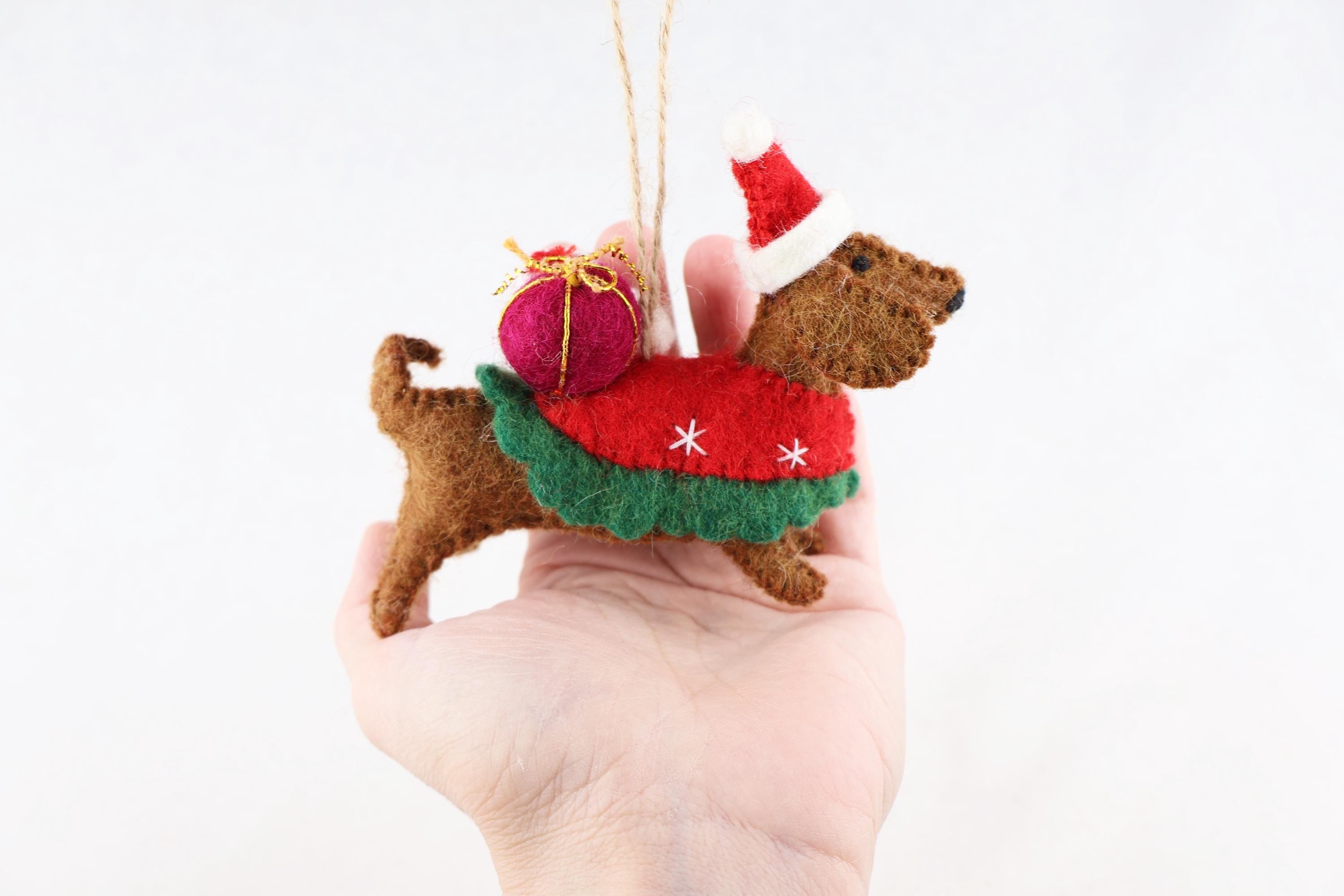 Weihnachtsanhänger Dackel aus Filz I Filz Christbaumschmuck I Weihnachtsdeko I Weihnachtsdackel mit Mütze I Hundeanhänger
