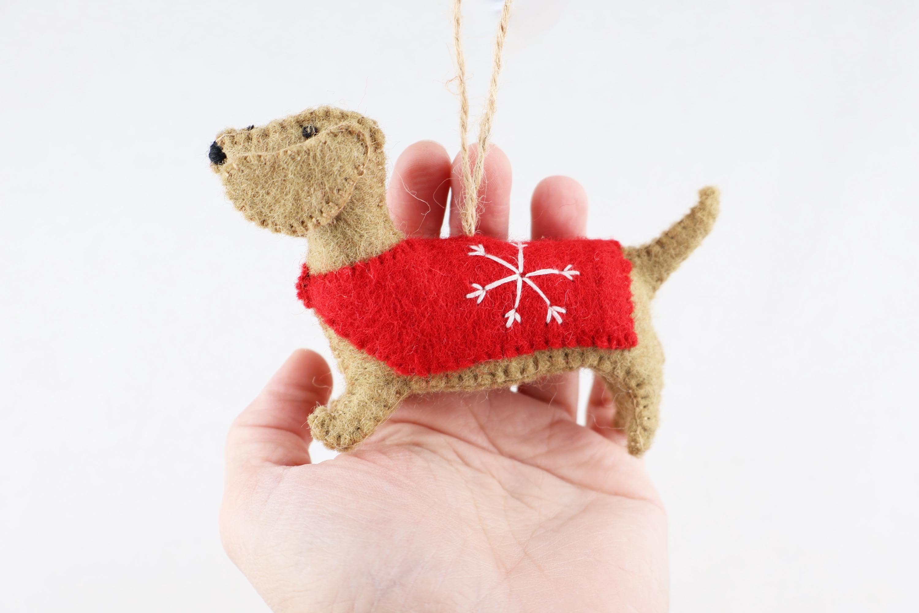 Weihnachtsanhänger Dackel aus Filz I Filz Christbaumschmuck I Weihnachtsdeko I Weihnachtsdackel mit Mantel I Hundeanhänger