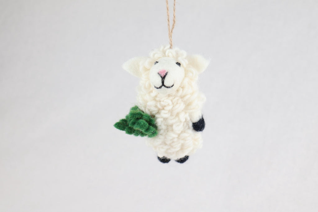 Weihnachtsanhänger Schaf mit Tannenzweig I Christbaumschmuck Weihnachtsdeko I Winter Weihnachtsbaum I Weihnachtsschaf