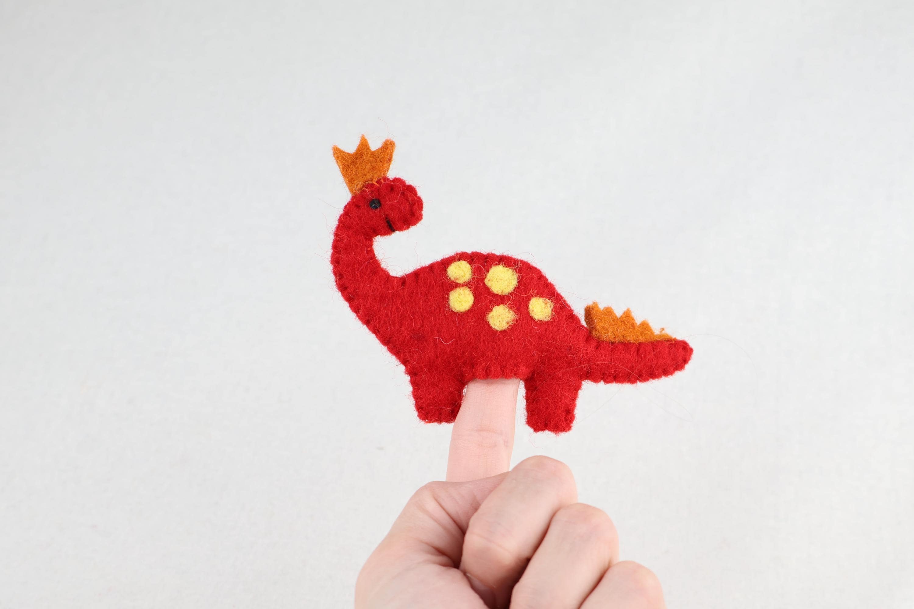Fingerpuppe roter Dinosaurier aus Filz I Spielzeug Montessori I Geschichten erzählen I bunte Fingerpuppe