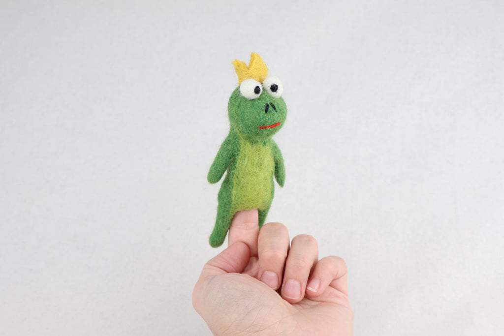 Niedliche Fingerpuppe Froschkönig aus Filz I Fingerspiel I Waldtiere I heimische Tiere I Spielzeug Montessori I Geschichten erzählen