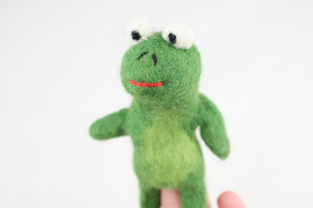 Niedliche Fingerpuppe Frosch aus Filz I Fingerspiel I Waldtiere I heimische Tiere I Spielzeug Montessori I Geschichten erzählen