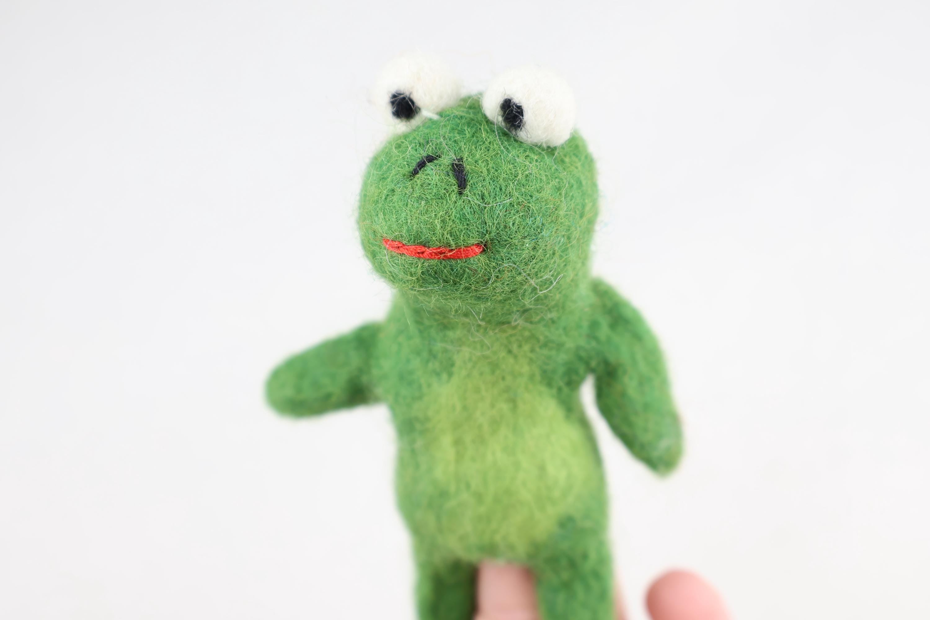 Niedliche Fingerpuppe Frosch aus Filz I Fingerspiel I Waldtiere I heimische Tiere I Spielzeug Montessori I Geschichten erzählen