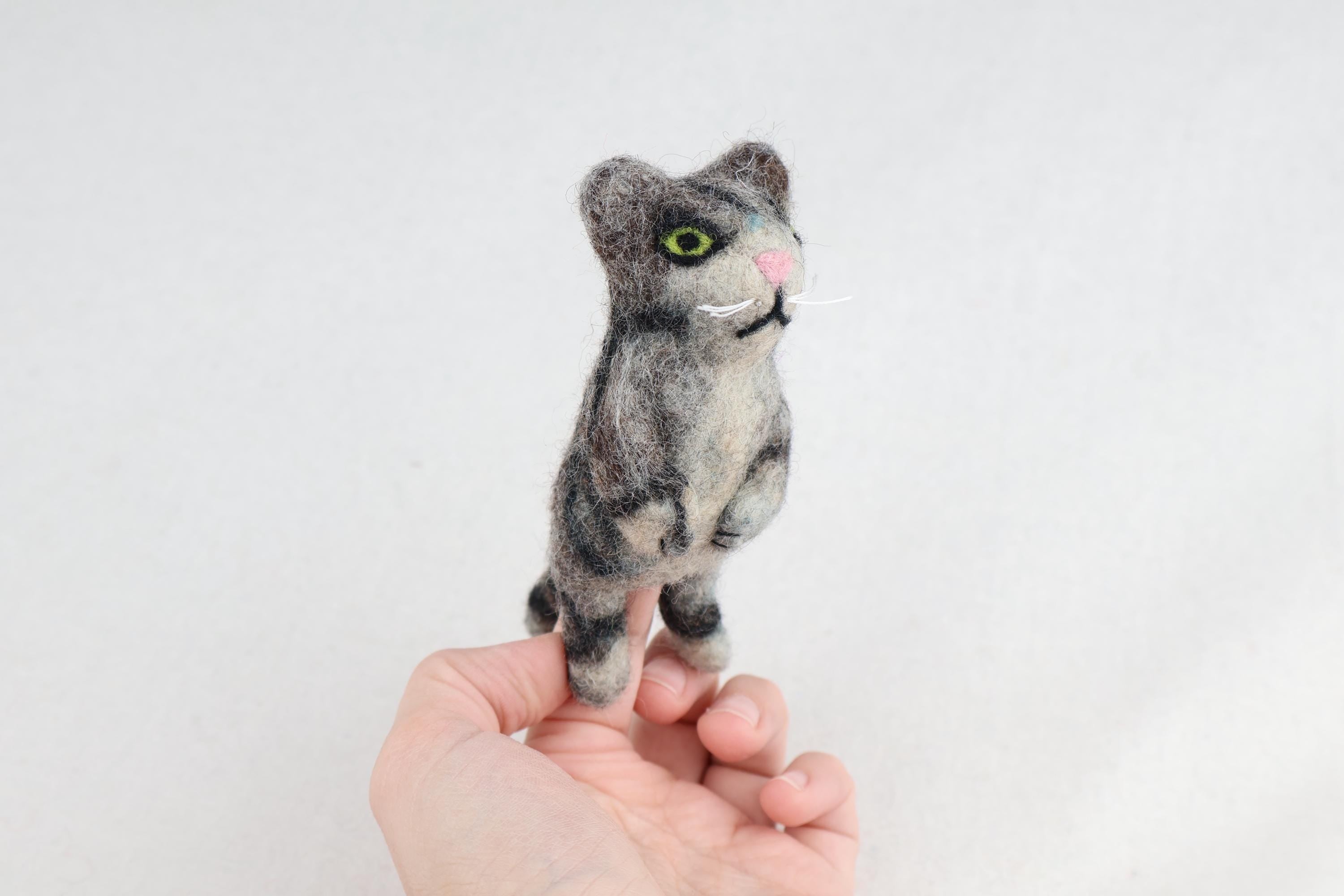 Niedliche Fingerpuppe Katze grau aus Filz I Fingerspiel I Bauernhoftier I Haustiere I Spielzeug Montessori I Geschichten erzählen I Katzen