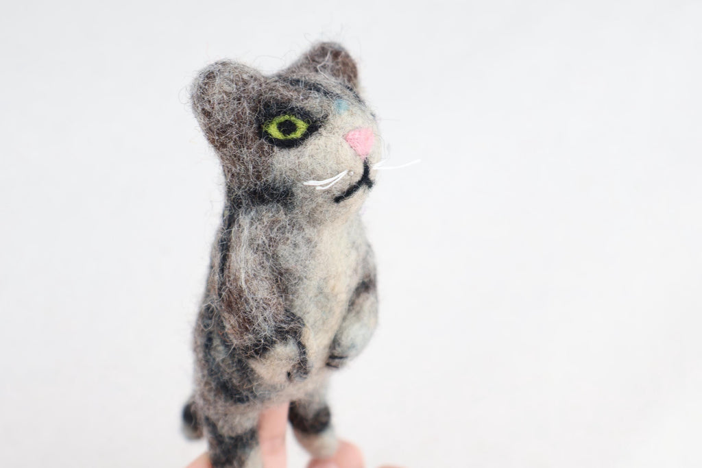 Niedliche Fingerpuppe Katze grau aus Filz I Fingerspiel I Bauernhoftier I Haustiere I Spielzeug Montessori I Geschichten erzählen I Katzen