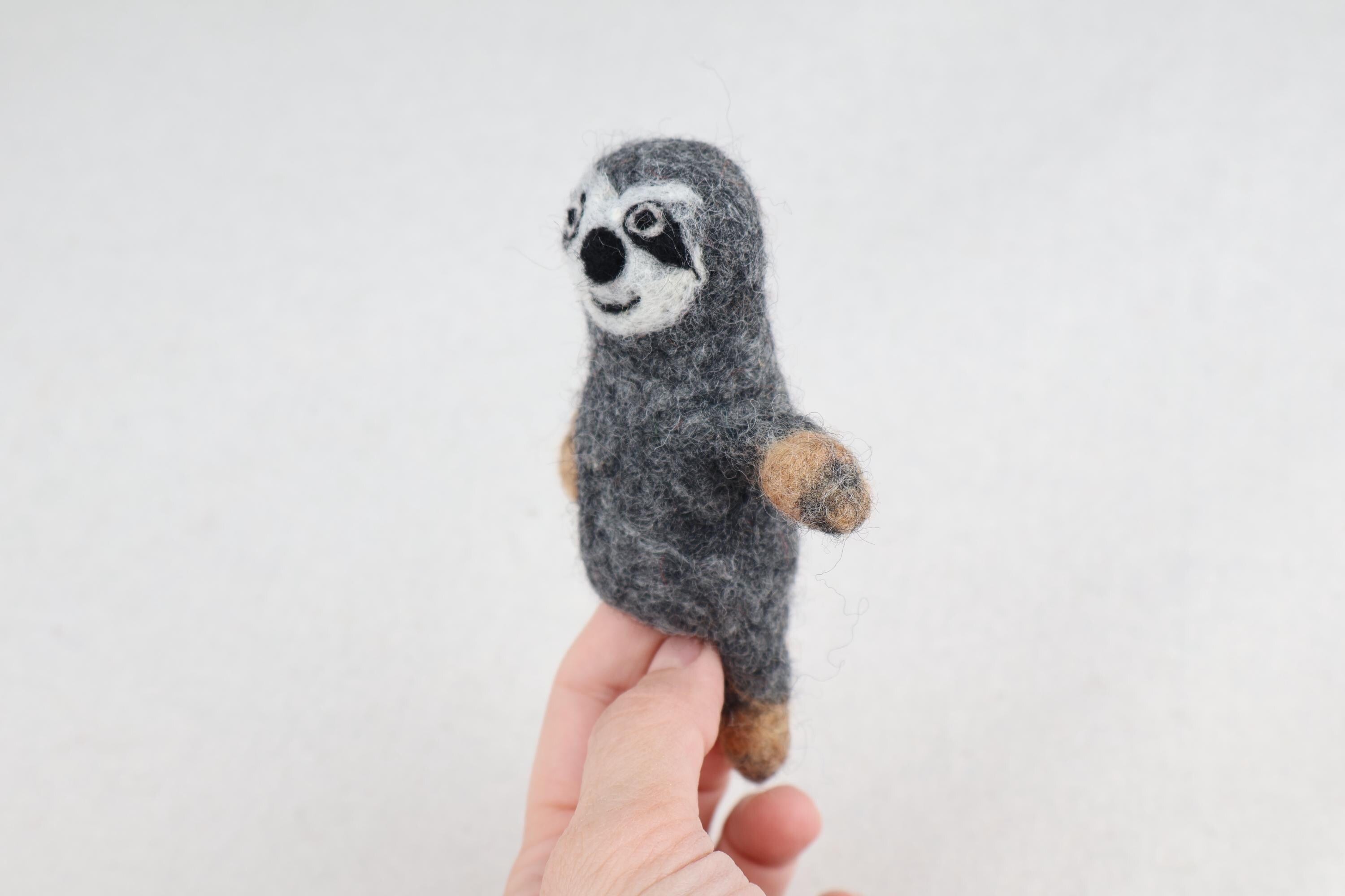 Niedliche Fingerpuppe Faultier aus Filz I Fingerspiel I Wildtiere I Spielzeug Montessori I Geschichten erzählen I Dschungel