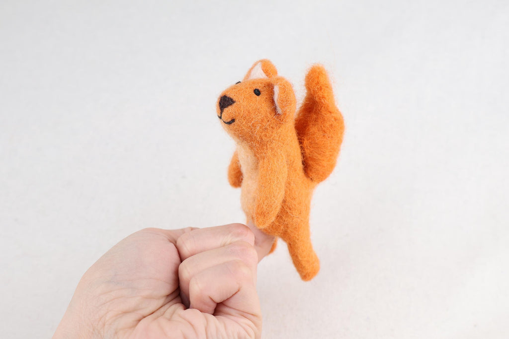 Niedliche Fingerpuppe Eichhörnchen aus Filz I Fingerspiel I Waldtiere I Eichhörnchen I Spielzeug Montessori I Geschichten erzählen