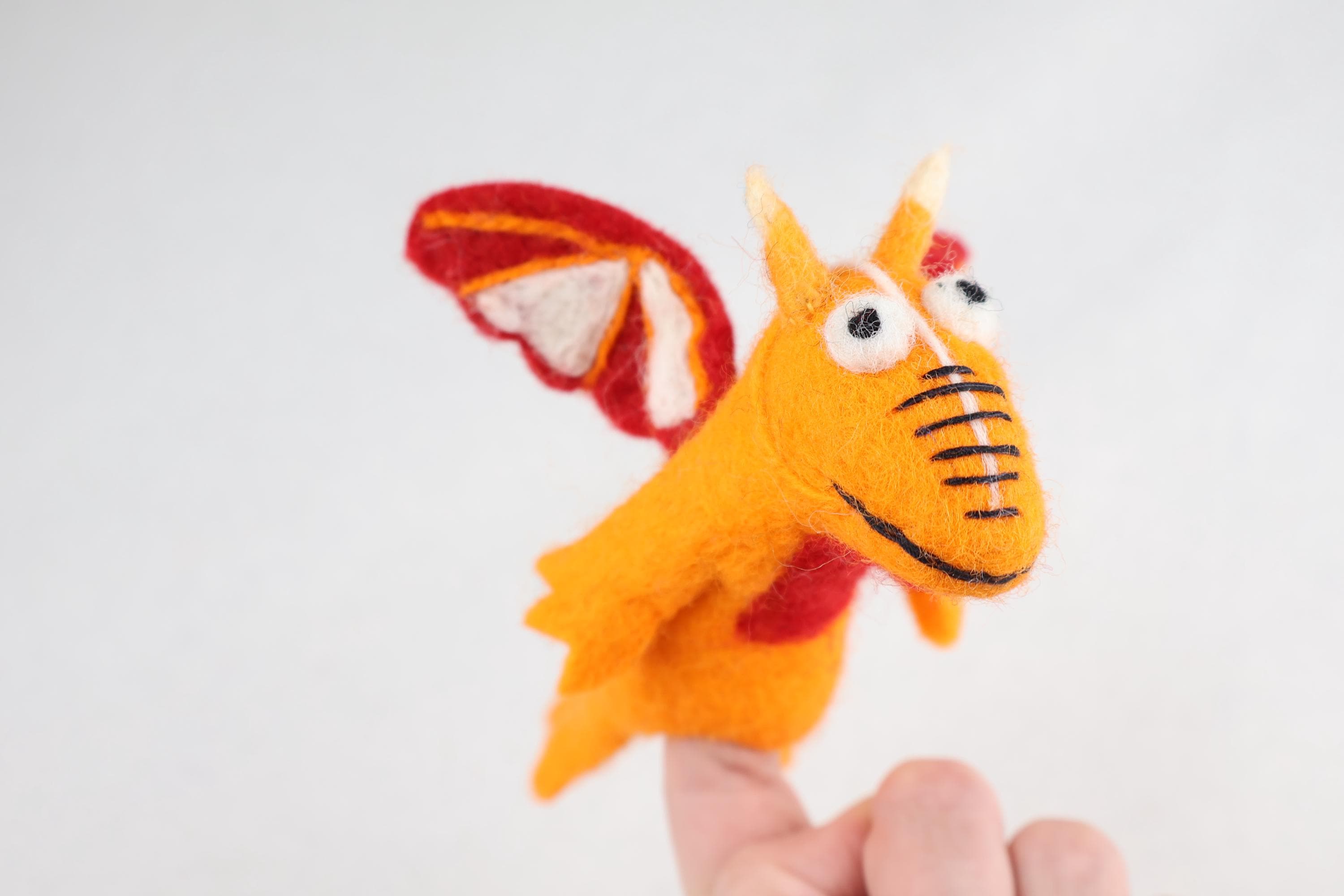 Niedliche Fingerpuppe Monster aus Filz I Fingerspiel I Drache I süßes Monster I Spielzeug Montessori I Geschichten erzählen