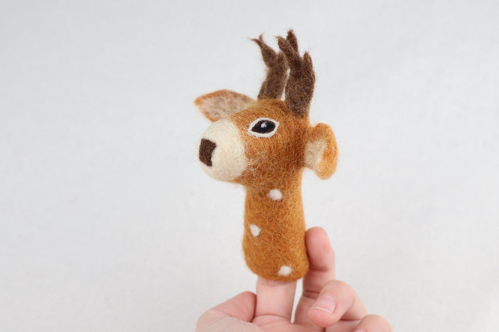 Fingerpuppe Hirsch aus Filz I Fingerspiel I Waldtiere I Reh aus Filz
