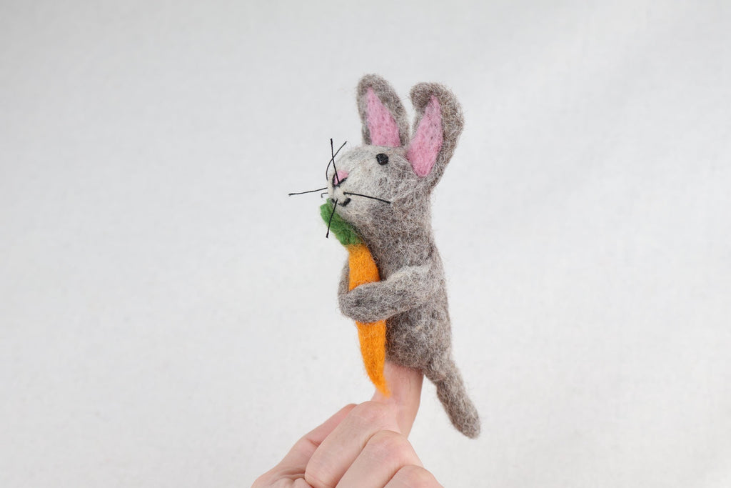 Niedliche Fingerpuppe Hase aus Filz I Fingerspiel I Bauernhoftier I Osterhase I Spielzeug Montessori I Geschichten erzählen