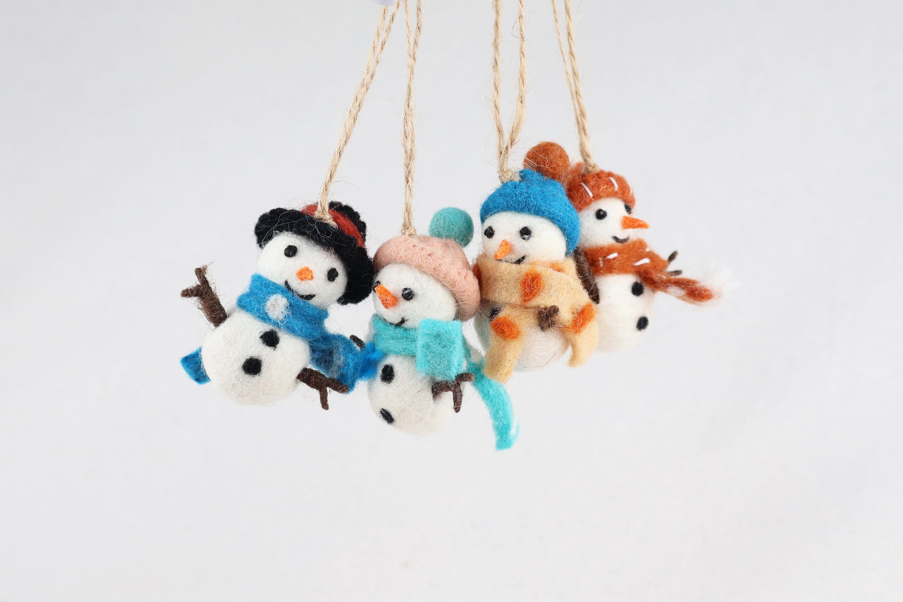 4-er Set Schneemann Anhänger I Schneemänner aus Filz I Christbaumschmuck I Schneemann Deko I Weihnachtsdeko I Filz Winterdeko I Schneemänner