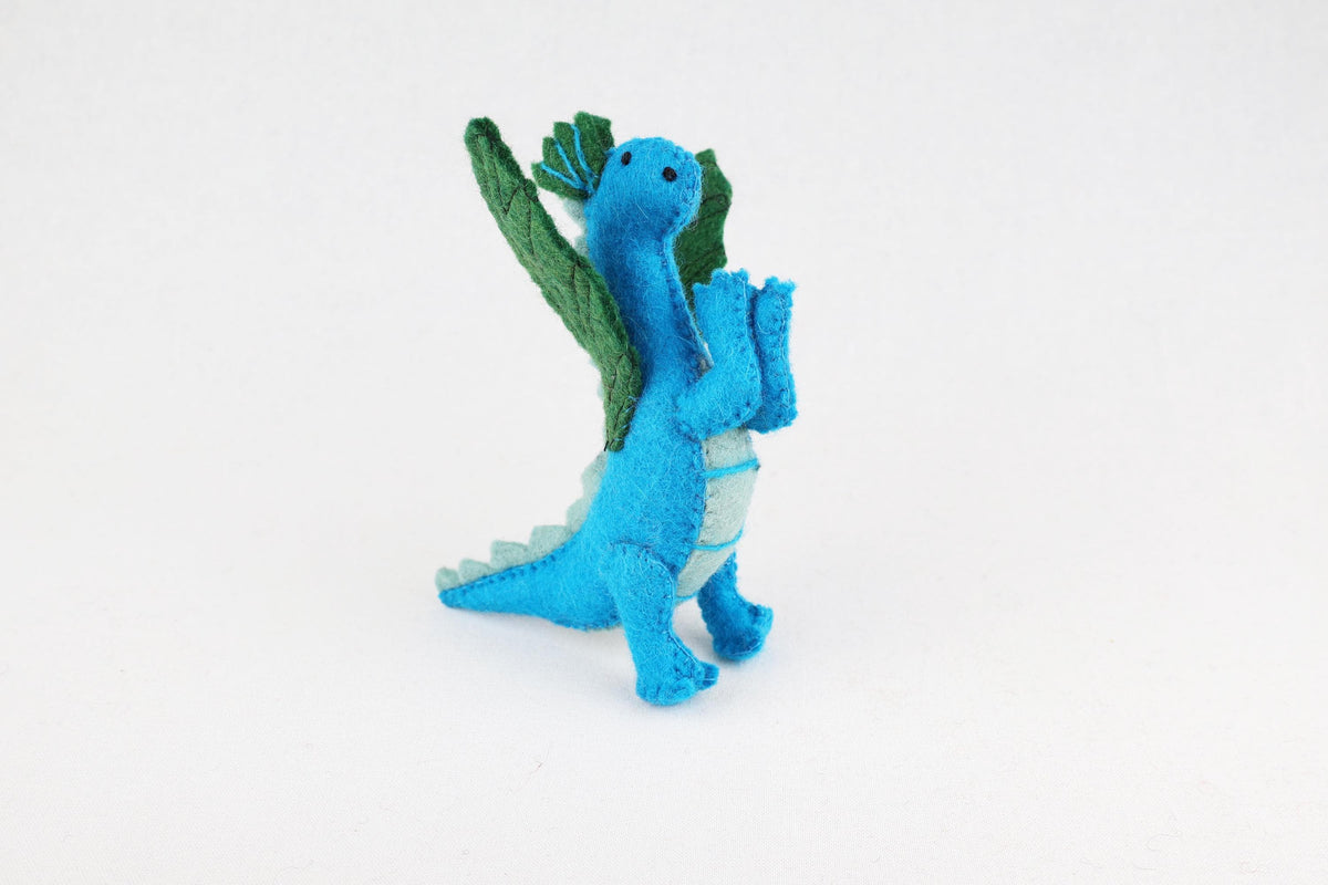 Türkiser Drache aus Filz I Spielzeug I Dekofigur I Dragon I handgemachtes Spielzeug I Filz Drache I Filz Figur I Drache Spiel