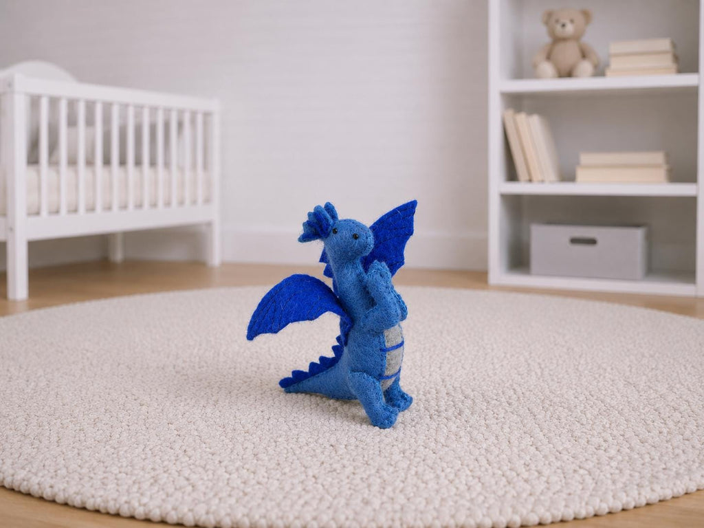 Blauer Drache aus Filz I Spielzeug I Dekofigur I Dragon I handgemachtes Spielzeug I Filz Drache I Filz Figur I Drache Spiel