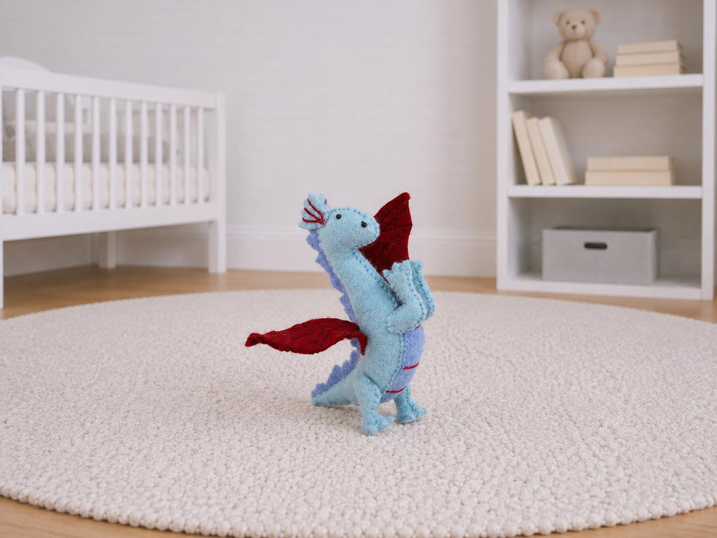 Drache aus Filz blau rot I Spielzeug I Dekofigur I Dragon I handgemachtes Spielzeug I Filz Drache I Filz Figur I Drache Spiel