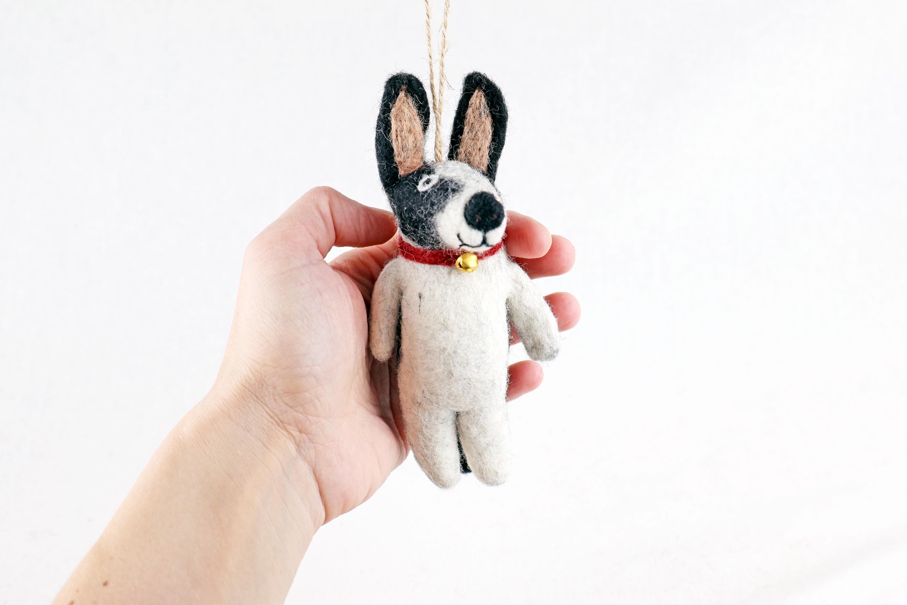 Weihnachtsanhänger Hund schwarz weiß I Filz Christbaumschmuck I Weihnachtsdeko I Hund mit Halstuch
