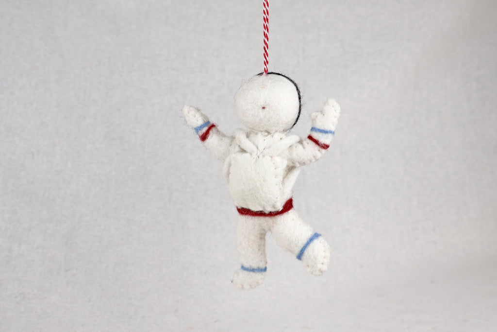 Astronaut aus Filz – Handgefertigter Anhänger | Geschenk für Weltraumfans | Deko | Weihnachtsanhänger | Raumfahrt I Christbaumschmuck