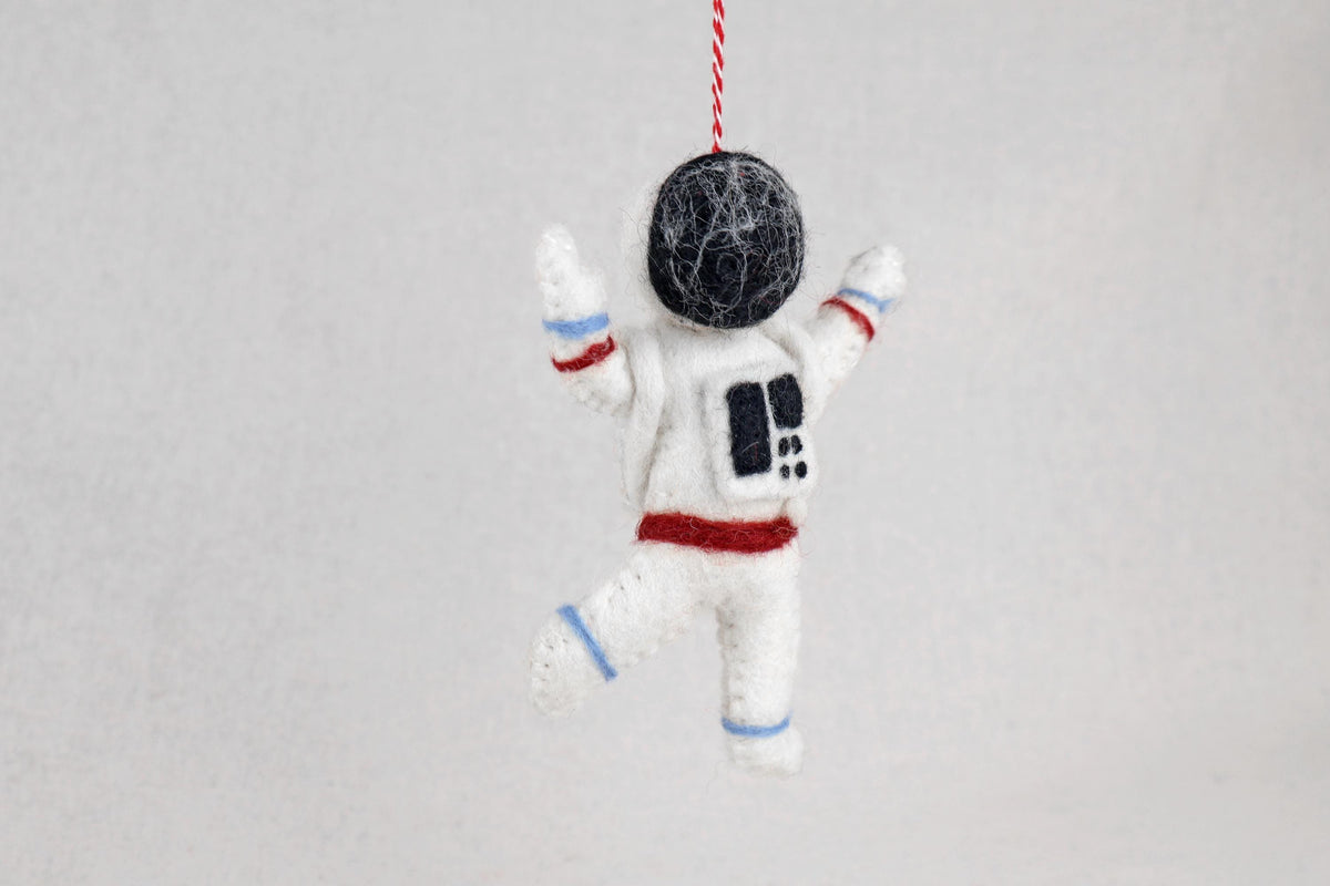 Astronaut aus Filz – Handgefertigter Anhänger | Geschenk für Weltraumfans | Deko | Weihnachtsanhänger | Raumfahrt I Christbaumschmuck