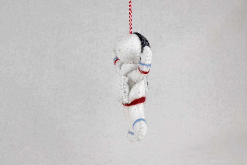 Astronaut aus Filz – Handgefertigter Anhänger | Geschenk für Weltraumfans | Deko | Weihnachtsanhänger | Raumfahrt I Christbaumschmuck