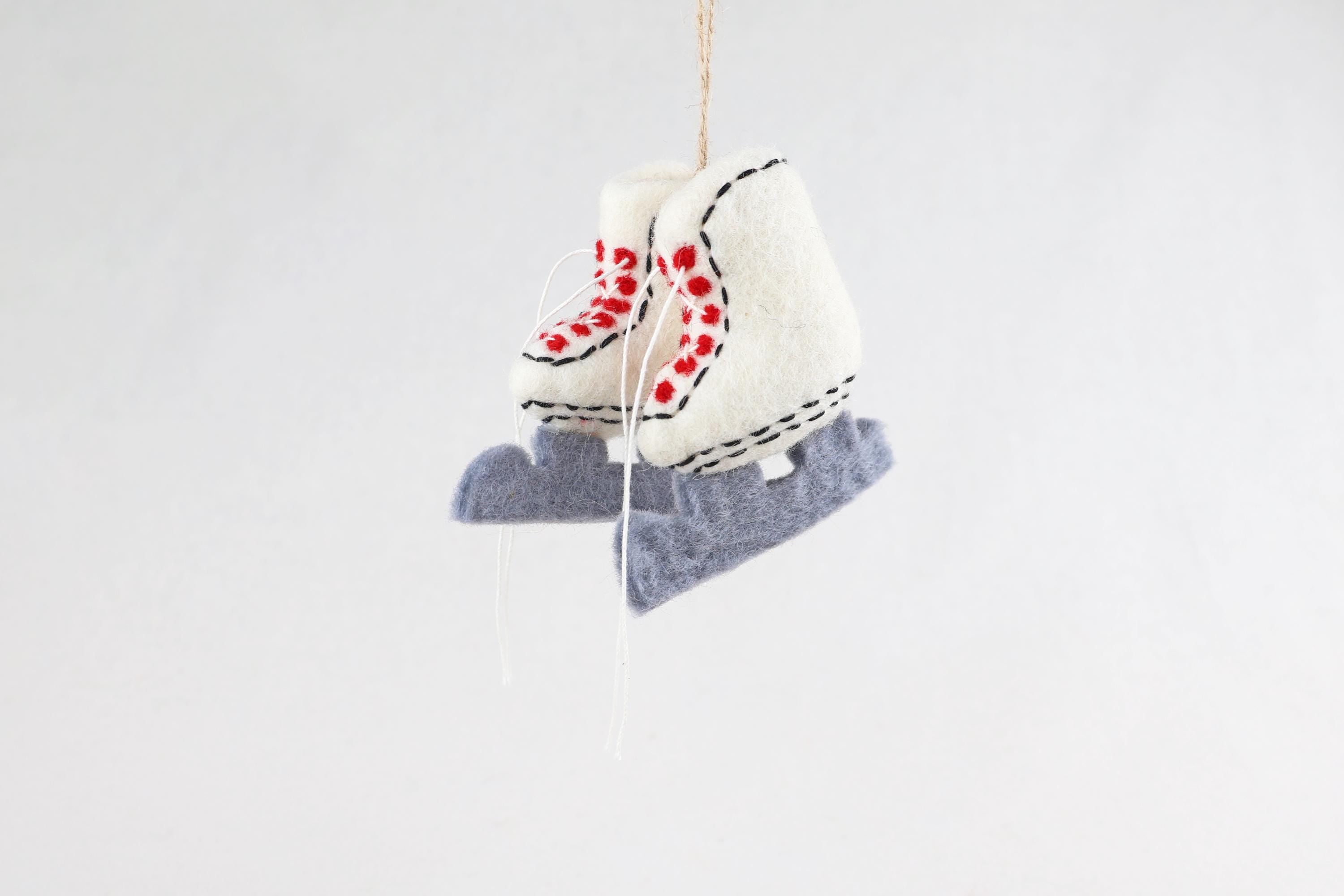 Weihnachtsbaum Anhänger Schlittschuhe I Deko aus Filz I Weihnachtsbaum I Anhänger aus Filz I Winterlicher Weihnachtsbaumschmuck