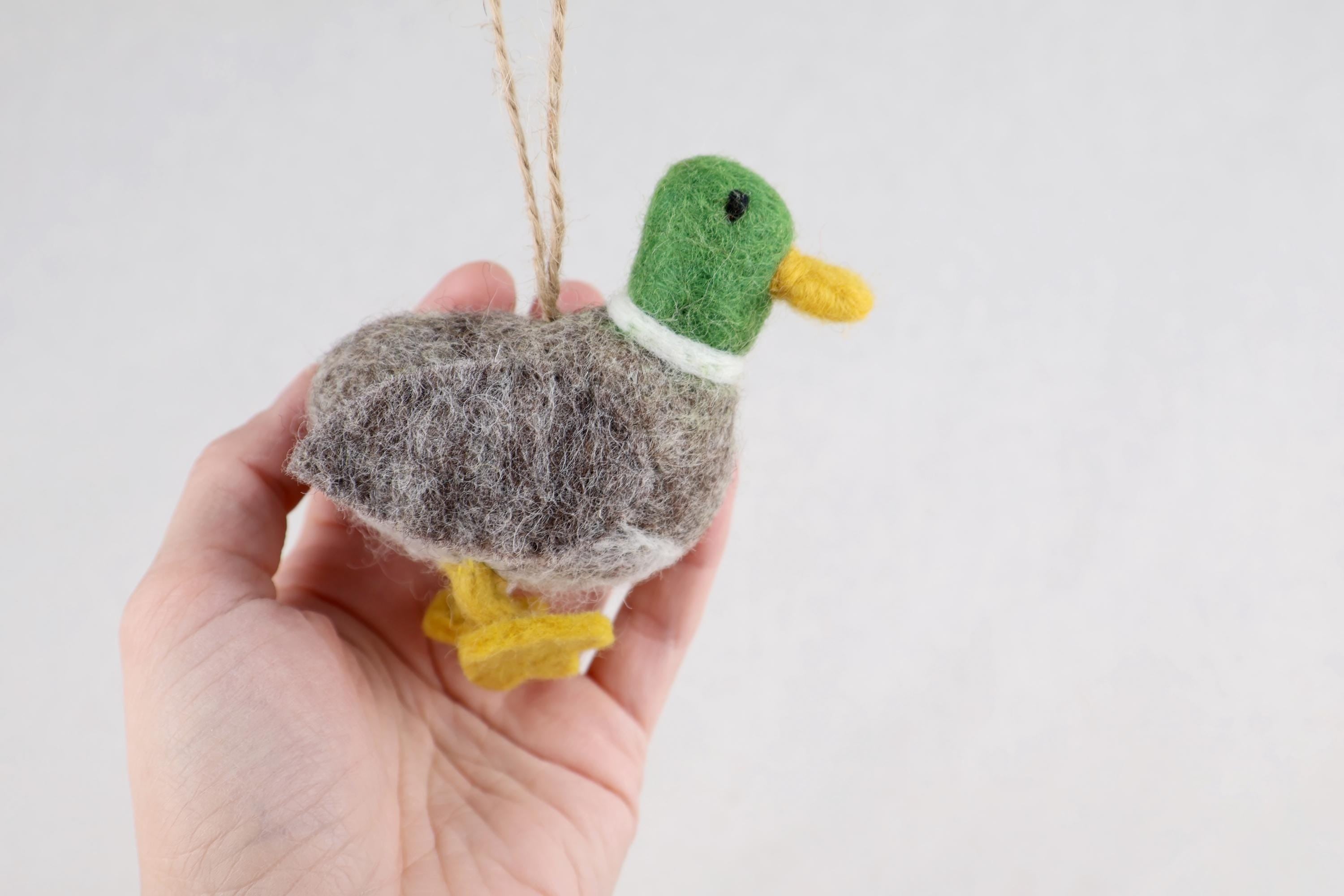 Anhänger Ente I Osterschmuck I Osterdeko I I Osterstrauß I Filzdeko Ostern I Erpel aus Filz I Frühling I Entendeko I Stockente