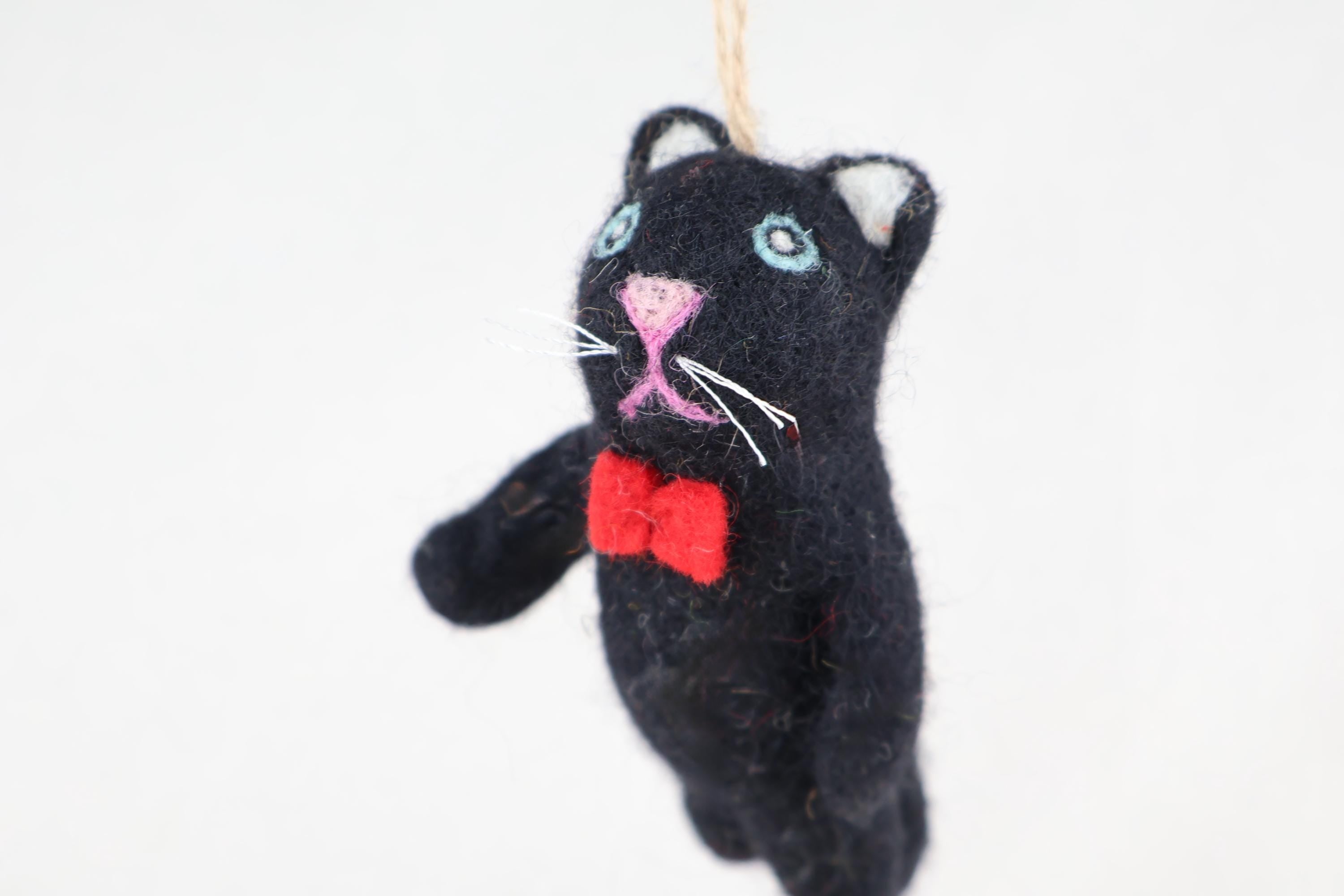 Weihnachtsanhänger Katze mit Fliege I Christbaumschmuck Weihnachtsdeko I Winter Weihnachtsbaum I Weihnachtskatze