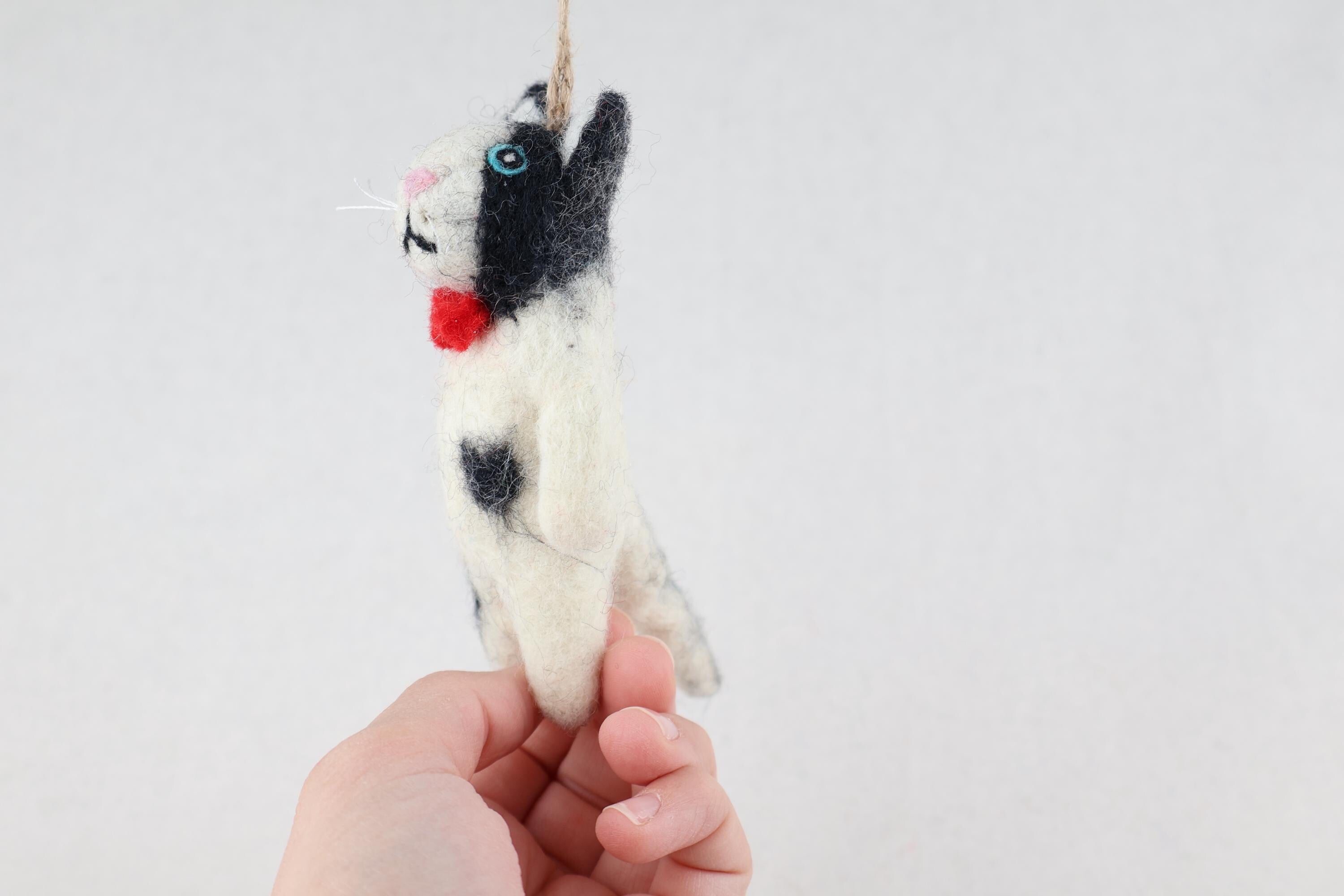Weihnachtsanhänger Katze mit Fliege I Christbaumschmuck Weihnachtsdeko I Winter Weihnachtsbaum I Weihnachtskatze