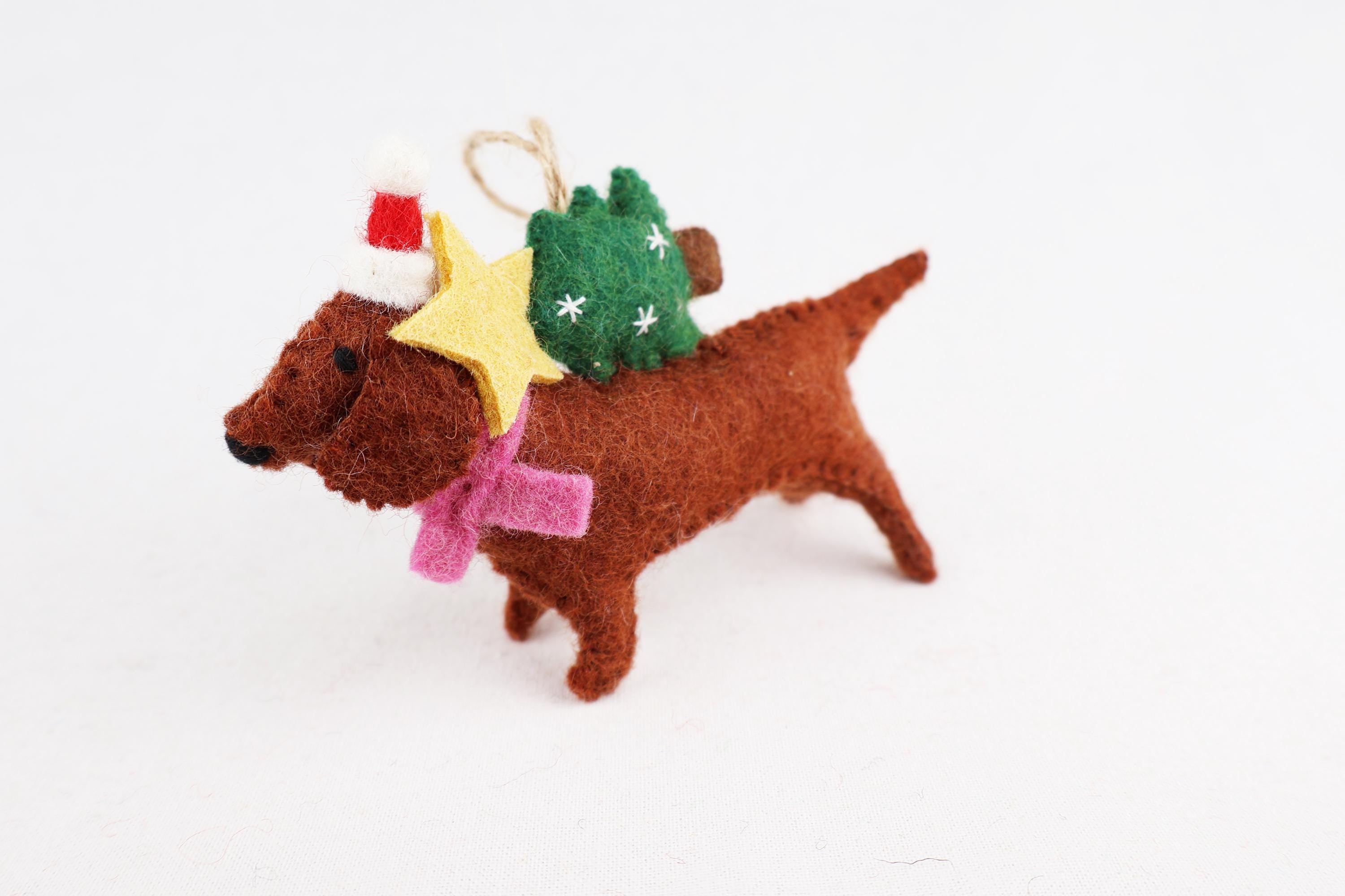 Weihnachtsanhänger Dackel aus Filz I Filz Christbaumschmuck I Weihnachtsdeko I Weihnachtsdackel mit Mütze und Weihnachtsbaum I Hundeanhänger
