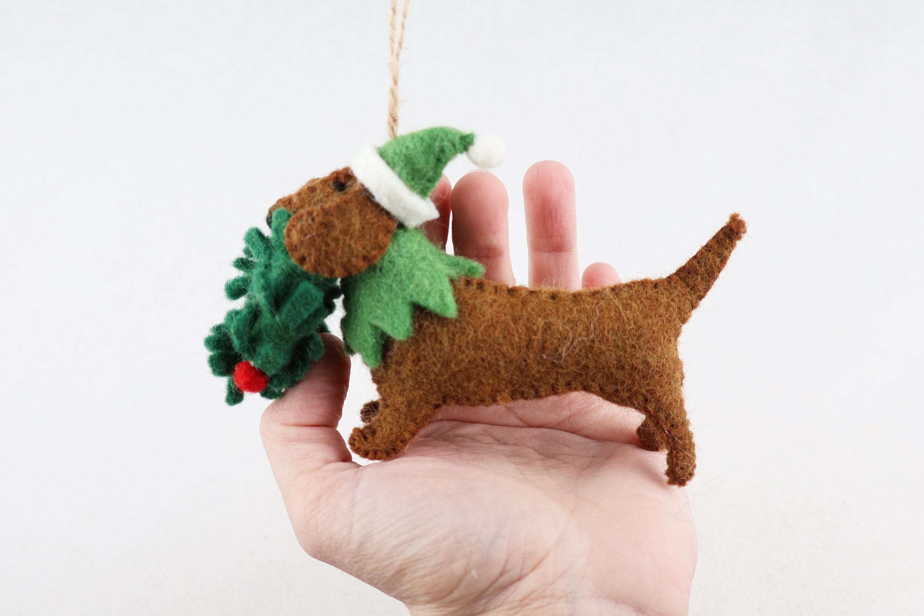 Weihnachtsanhänger Dackel aus Filz I Filz Christbaumschmuck I Weihnachtsdeko I Weihnachtsdackel mit Mütze I Hundeanhänger
