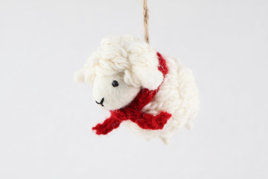 Weihnachtsanhänger Schaf weiß mit Schal I Christbaumschmuck Weihnachtsdeko I Winter Weihnachtsbaum I Weihnachtsschaf