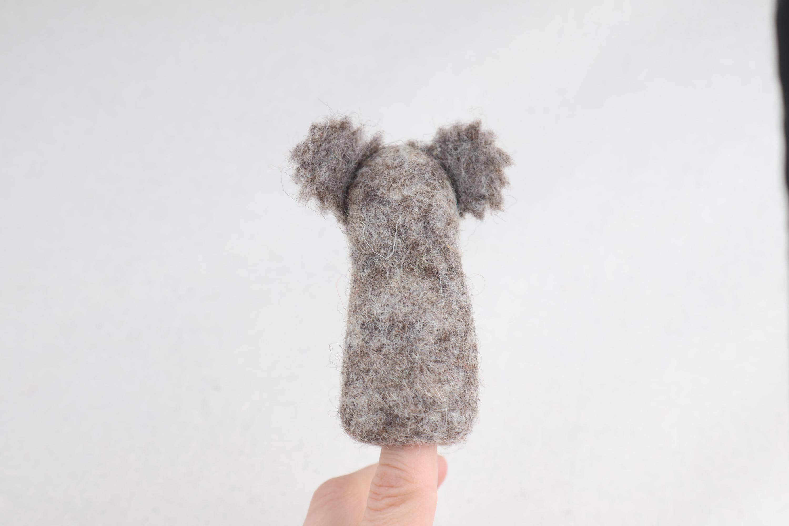 Niedliche Fingerpuppe Koala aus Filz I Spielzeug Montessori I Geschichten erzählen I Koalabär