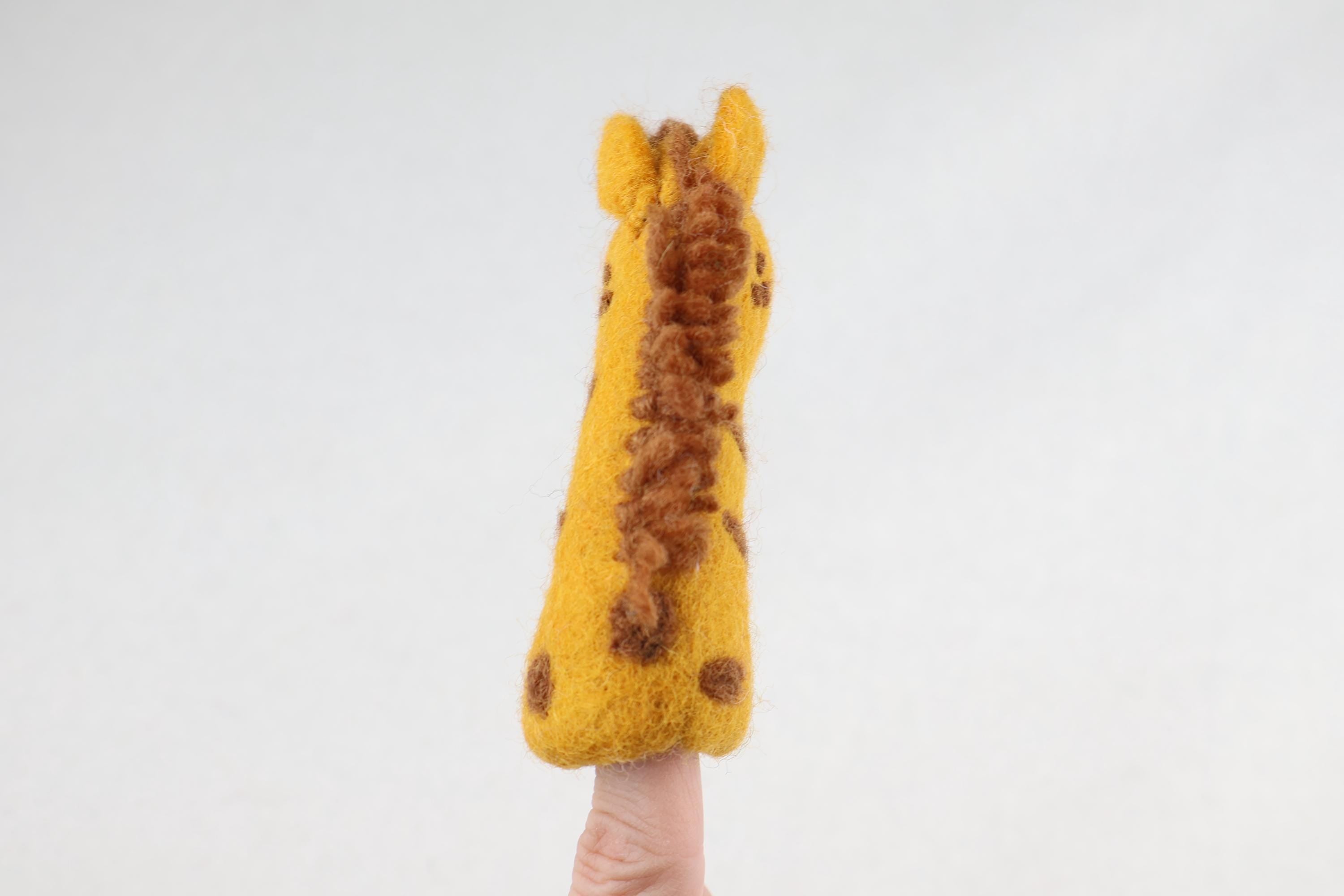 Niedliche Fingerpuppe Giraffe aus Filz I Fingerspiel I Safari I Afrikanische Tiere I Spielzeug Montessori I Geschichten erzählen