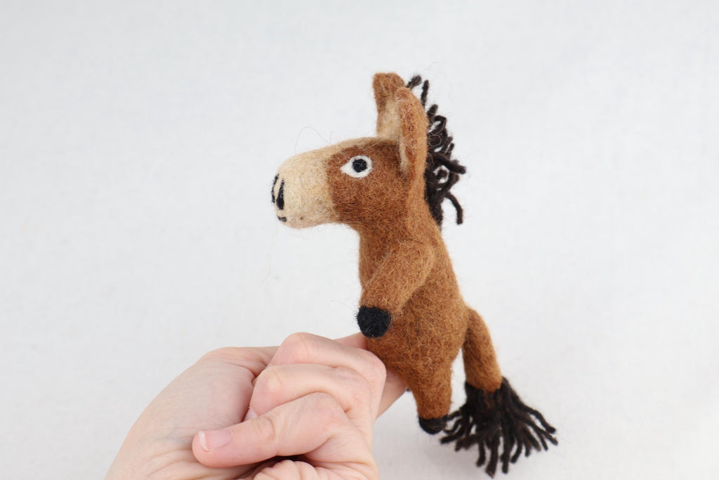 Niedliche Fingerpuppe Pferd aus Filz I Fingerspiel I Bauernhoftier I Pferd I Spielzeug Montessori I Geschichten erzählen