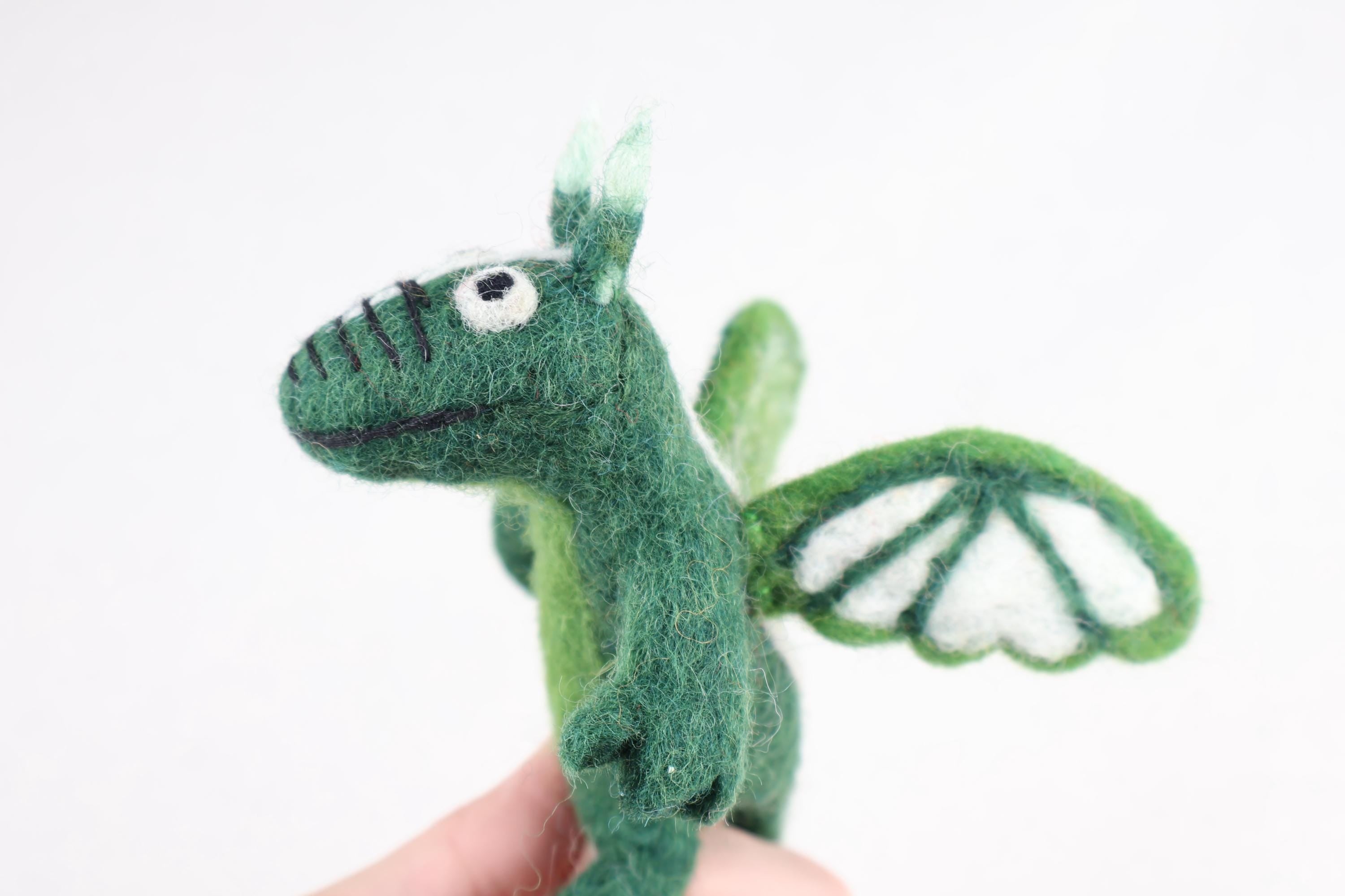 Niedliche Fingerpuppe Monster aus Filz I Fingerspiel I Drache I süßes Monster I Spielzeug Montessori I Geschichten erzählen