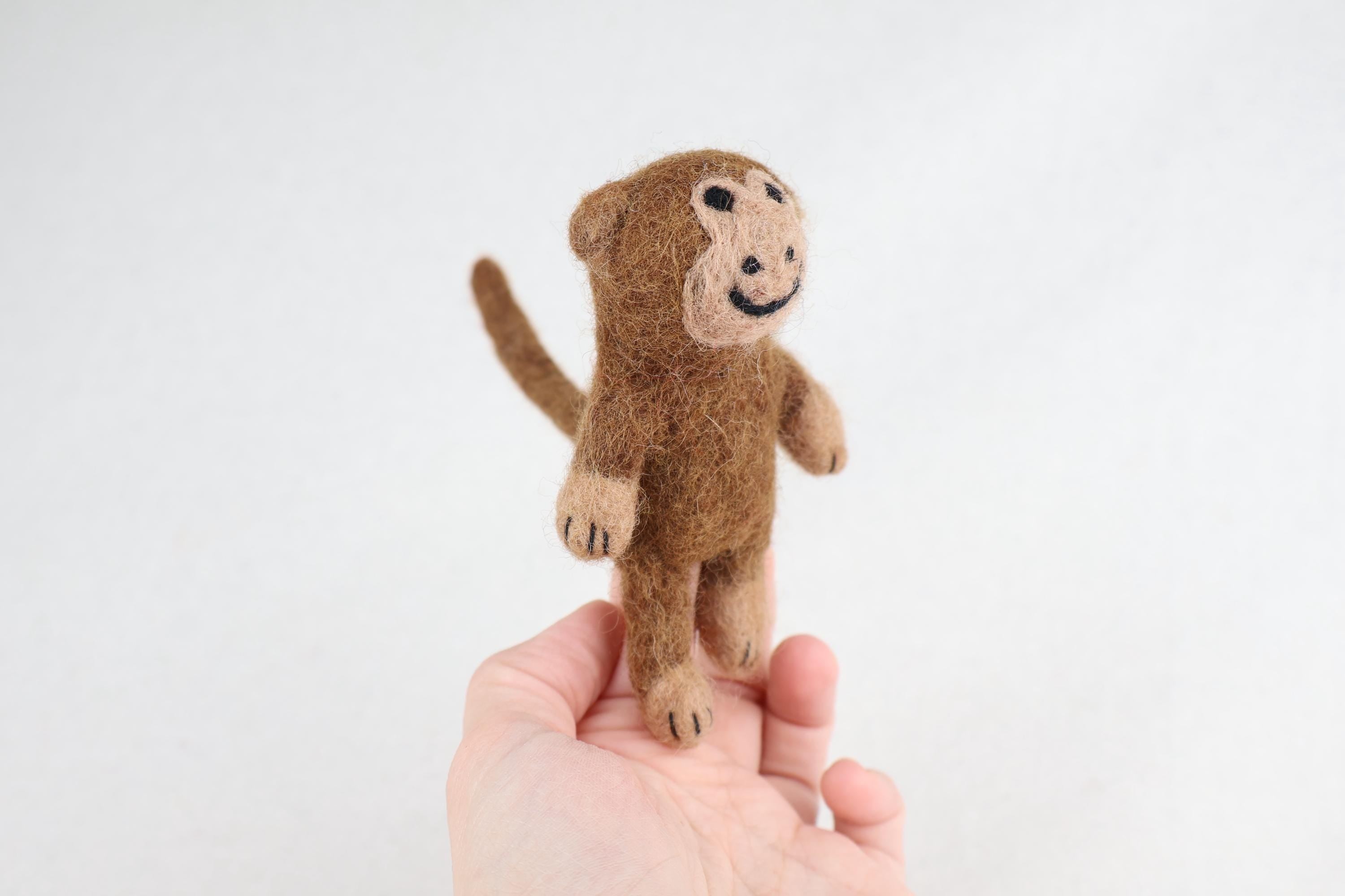 Niedliche Fingerpuppe Affe aus Filz I Fingerspiel I Wildtiere I Spielzeug Montessori I Geschichten erzählen I Dschungel