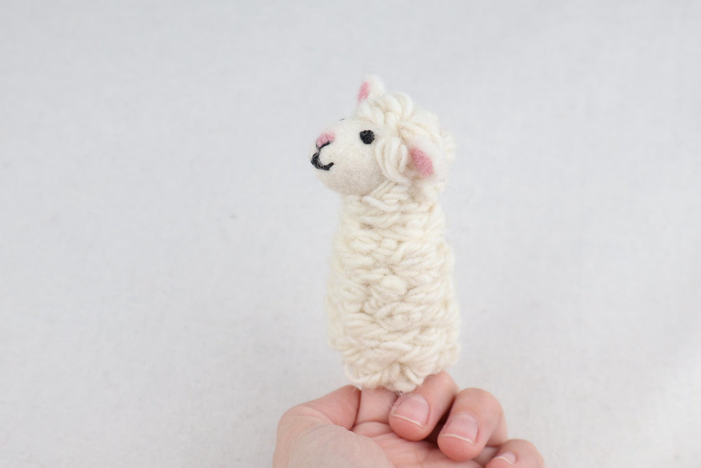 niedliche Fingerpuppe Schaf aus Filz I Fingerspiel I Bauernhoftier I Schäfchen I Spielzeug Montessori I Geschichten erzählen
