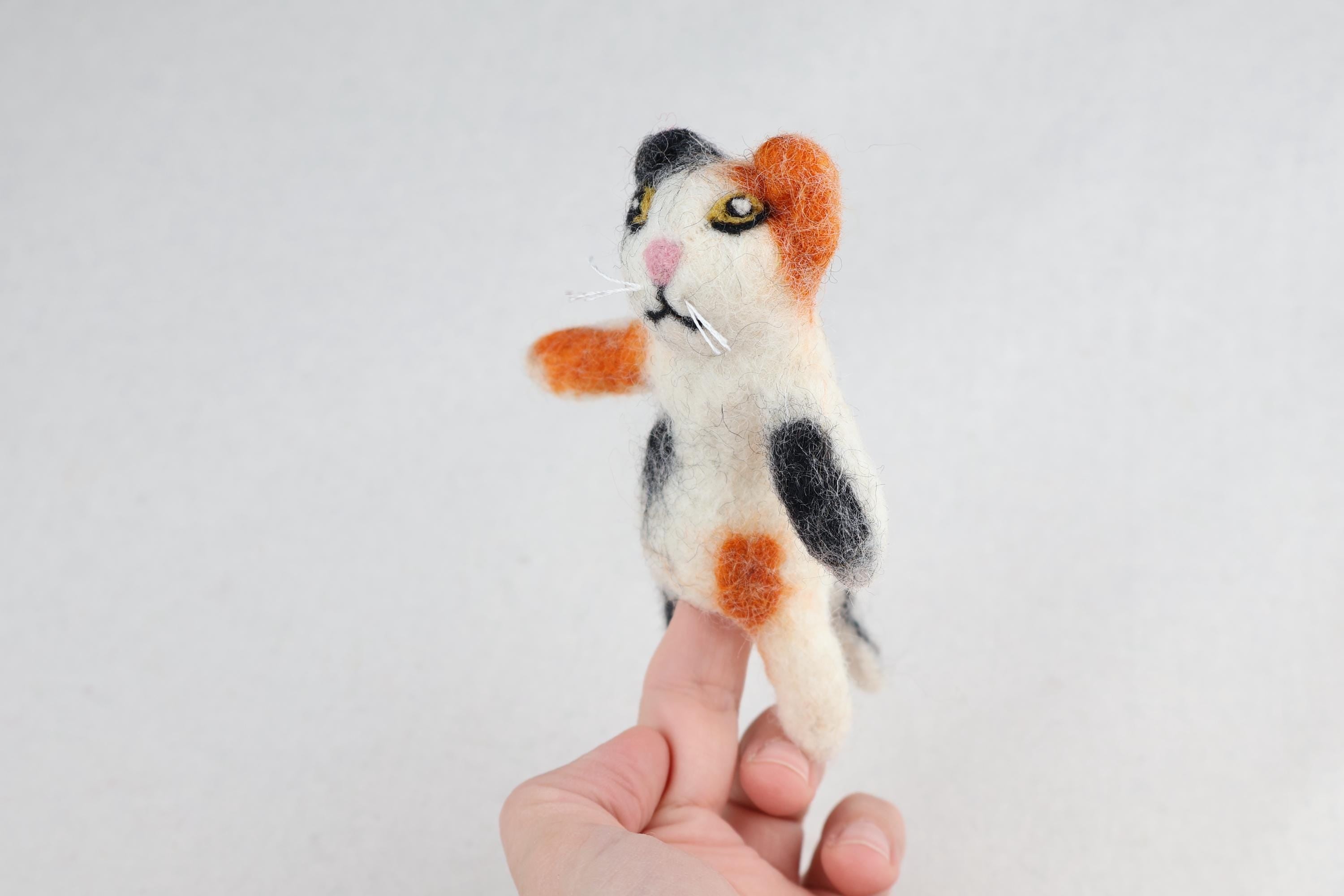 Niedliche Fingerpuppe Katze bunt aus Filz I Fingerspiel I Bauernhoftier I Haustiere I Spielzeug Montessori I Geschichten erzählen I Katzen