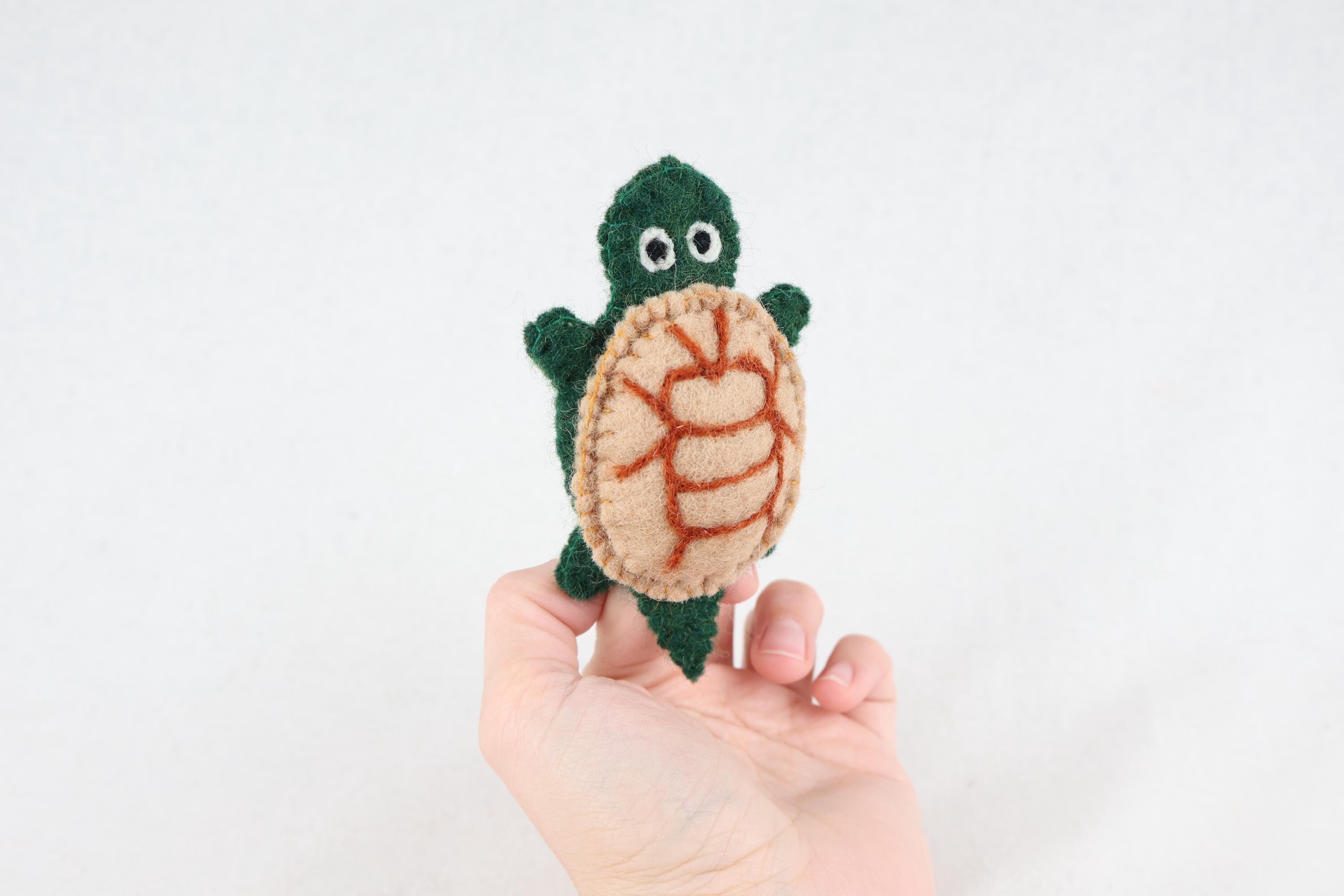 Fingerpuppe Schildkröte aus Filz I Fingerspiel Meerestier I Spielzeug Montessori I Geschichten erzählen I Lernen