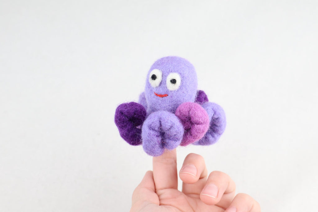 Niedliche Fingerpuppe Tintenfisch aus Filz I Fingerspiel Krake I Spielzeug Montessori I Geschichten erzählen