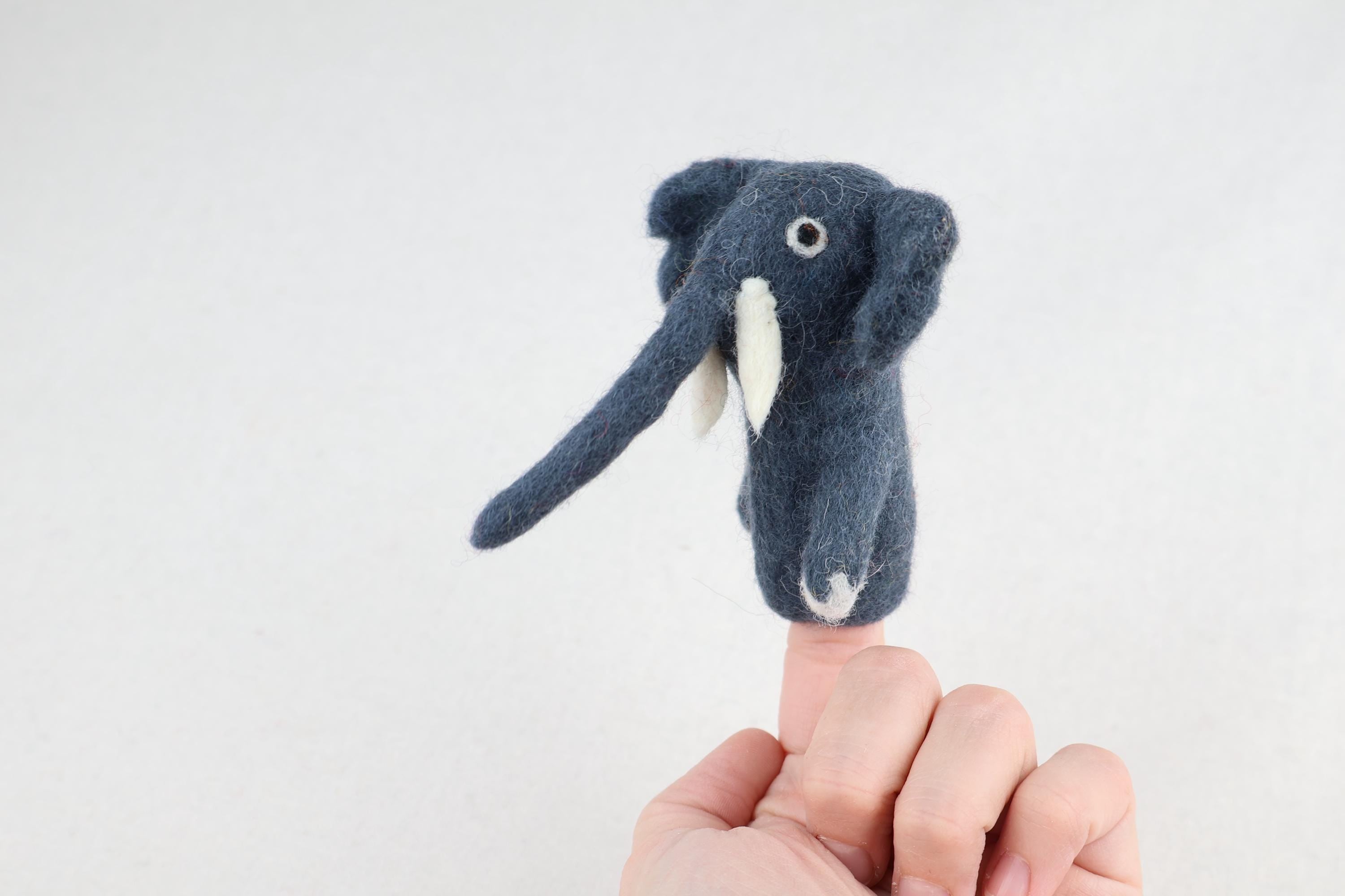 Niedliche Fingerpuppe Elefant aus Filz I Fingerspiel I Safari I Afrikanische Tiere I Spielzeug Montessori I Geschichten erzählen