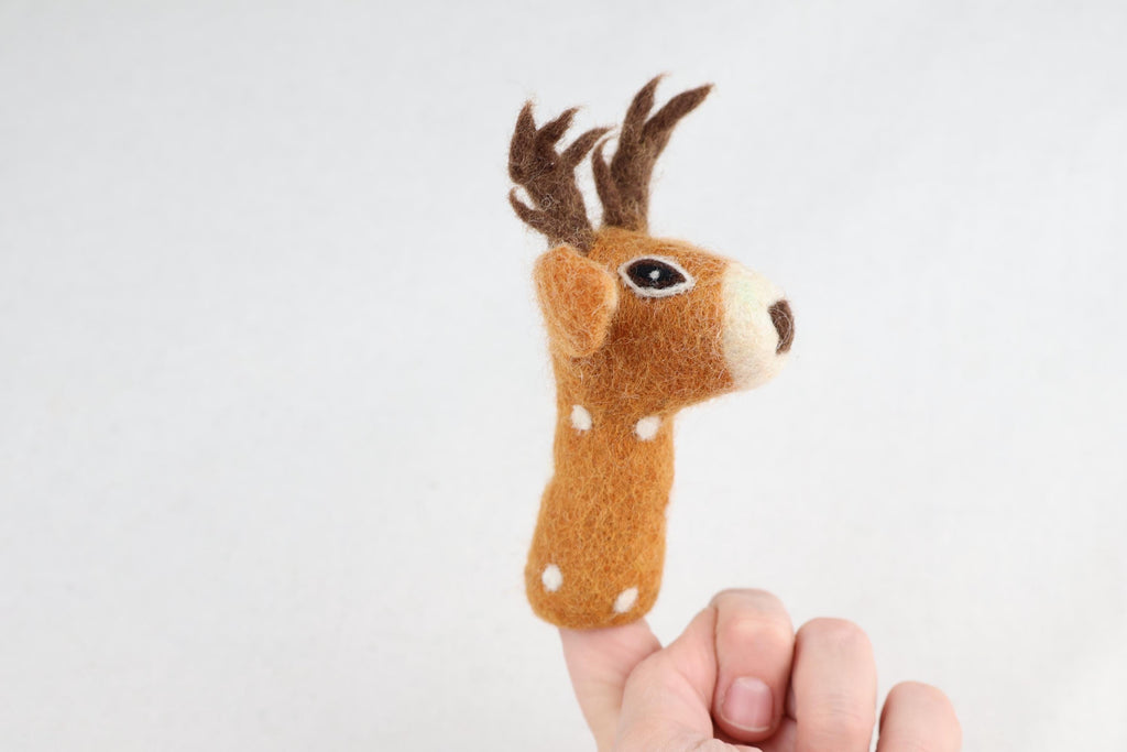Fingerpuppe Hirsch aus Filz I Fingerspiel I Waldtiere I Reh aus Filz