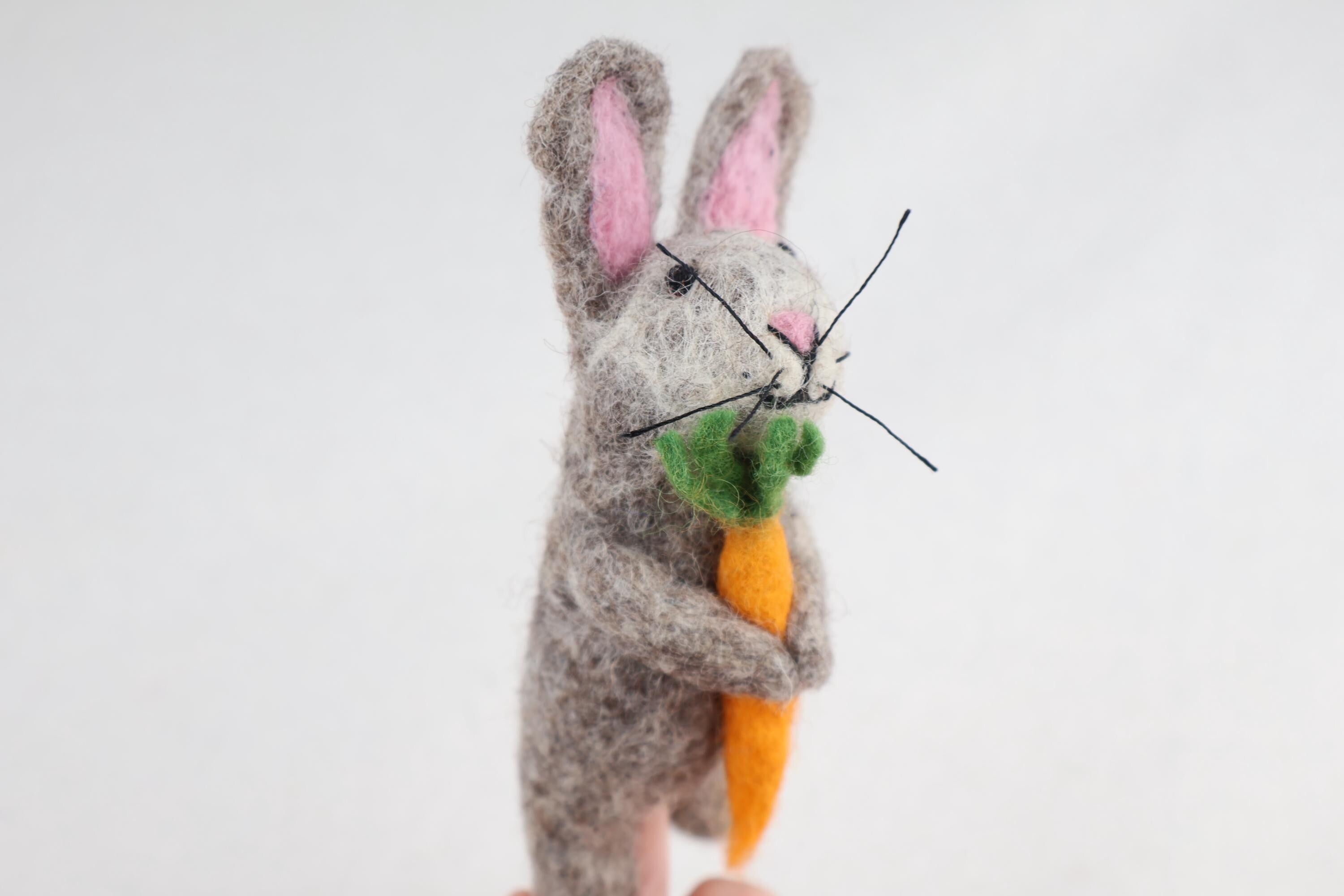 Niedliche Fingerpuppe Hase aus Filz I Fingerspiel I Bauernhoftier I Osterhase I Spielzeug Montessori I Geschichten erzählen