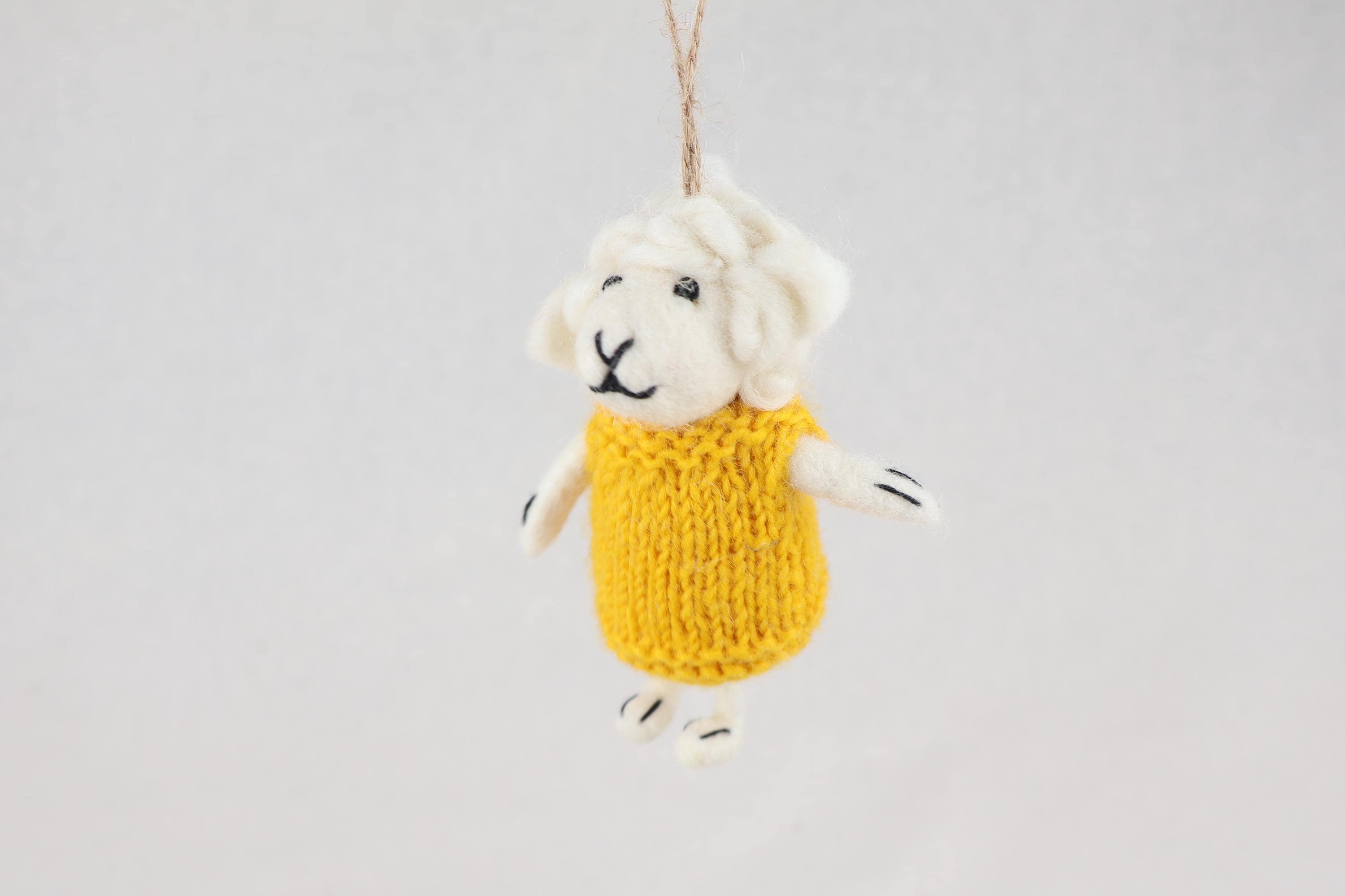 Weihnachtsanhänger Schaf in Pullover I Christbaumschmuck I Weihnachtsdeko I Winter Weihnachtsbaum I Weihnachtsschaf