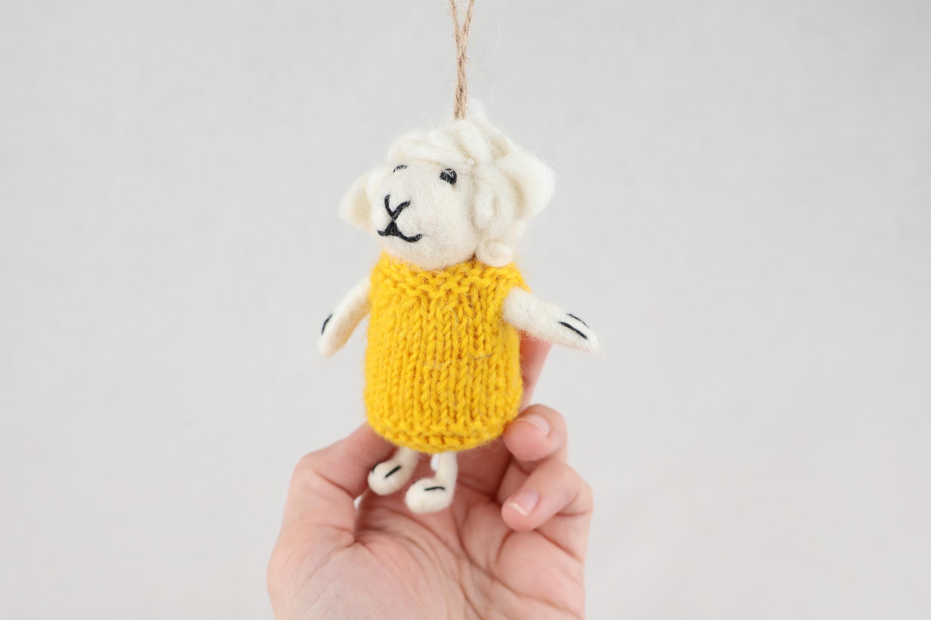 Weihnachtsanhänger Schaf in Pullover I Christbaumschmuck I Weihnachtsdeko I Winter Weihnachtsbaum I Weihnachtsschaf