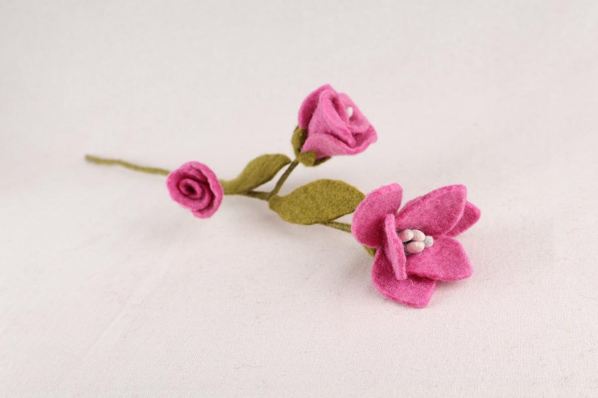 Lisianthus aus Filz in Pink | handgefertigter Blütenzweig | biegsame Filzblume | dauerhafte Blumen | Fair Trade Nepal I Blumendeko