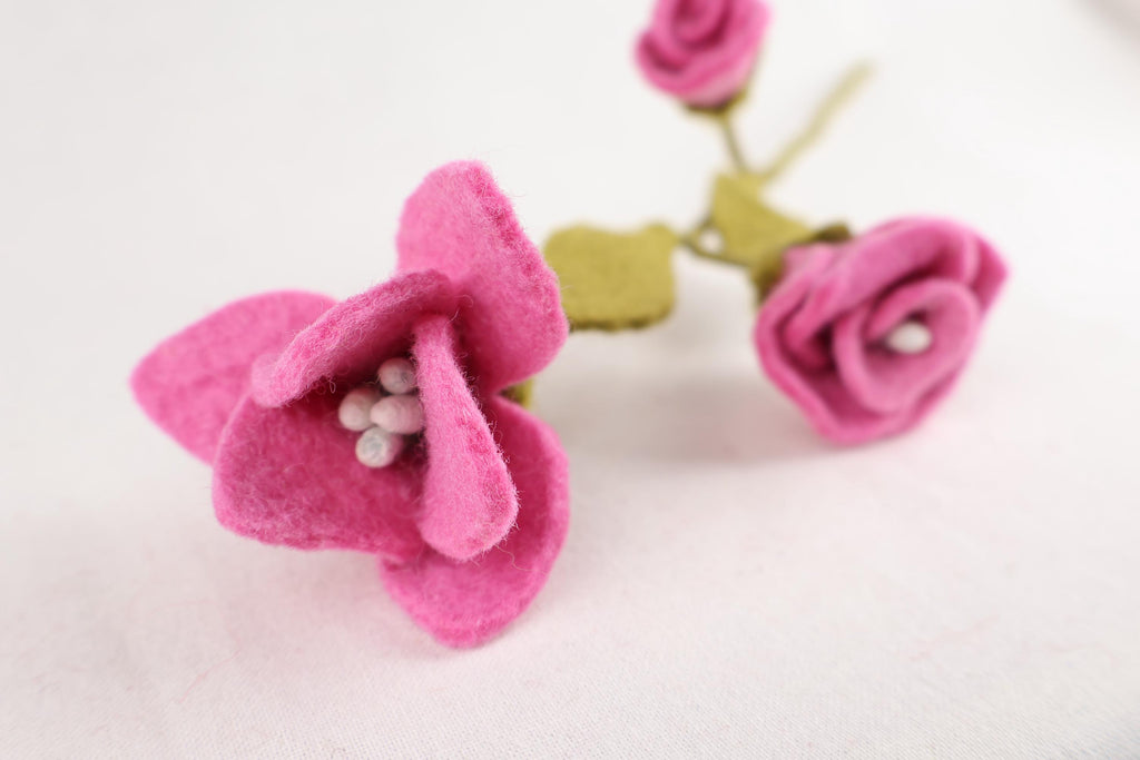 Lisianthus aus Filz in Pink | handgefertigter Blütenzweig | biegsame Filzblume | dauerhafte Blumen | Fair Trade Nepal I Blumendeko