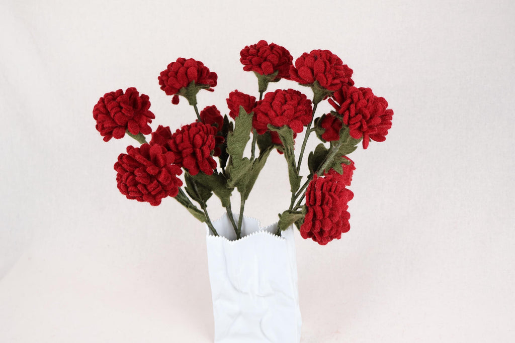 Rote Dahlie aus Filz | handgefertigter Blumenstiel | biegsame Filzblume | dauerhafte Blumendeko | Fair Trade Nepal