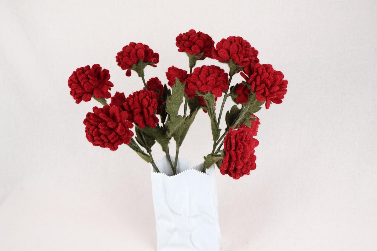 Rote Dahlie aus Filz | handgefertigter Blumenstiel | biegsame Filzblume | dauerhafte Blumendeko | Fair Trade Nepal